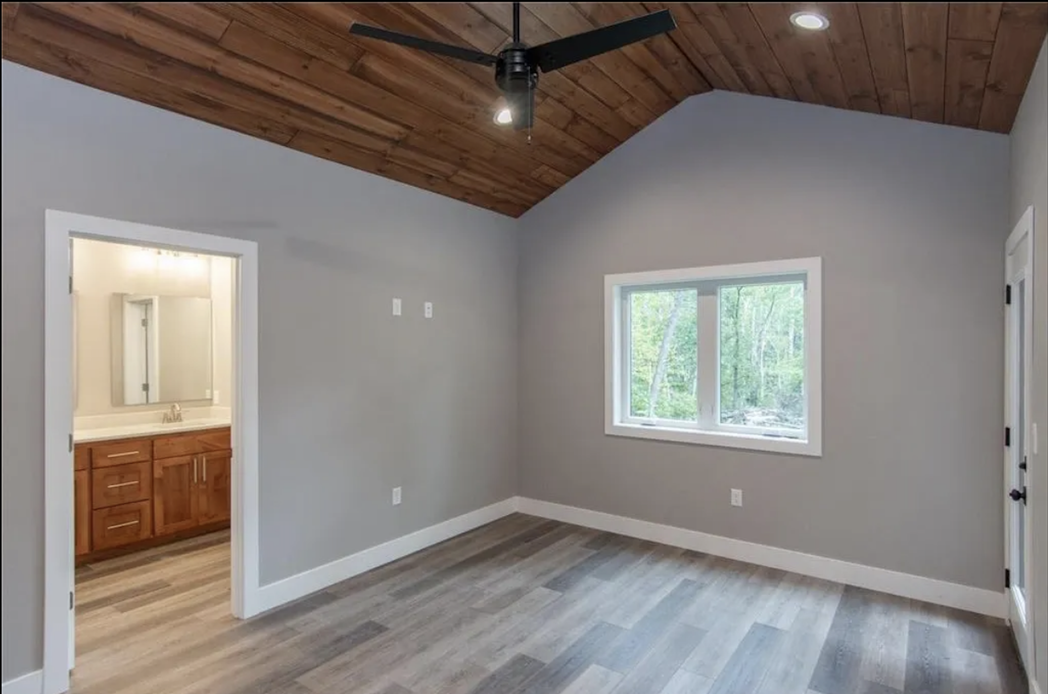 2027 single family home for sale at TBD Sunny Lane in Breezy Point, MN — 3 bed, 3 bath (photo 7 of 16)
