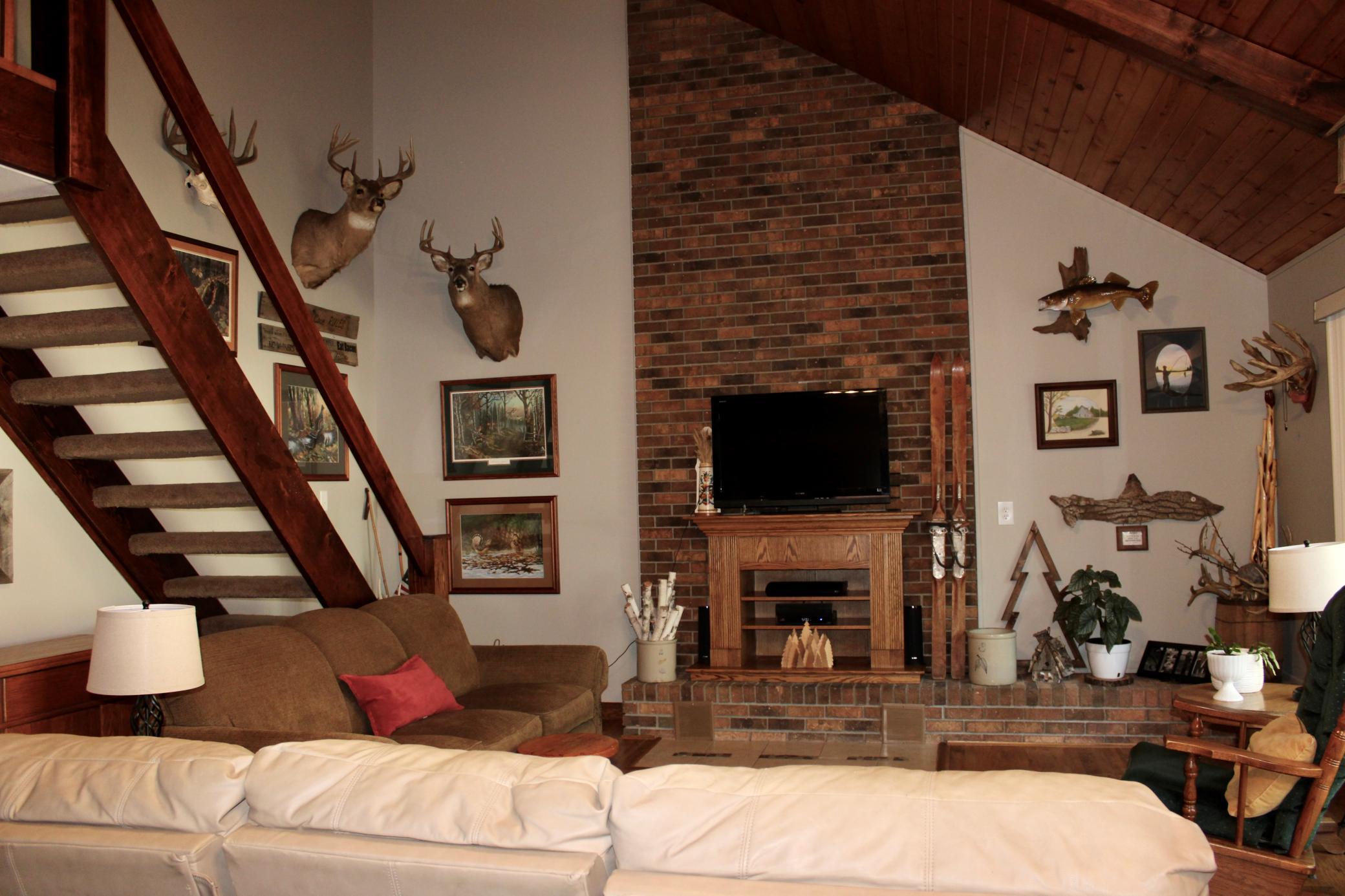 1917 single family home for sale at 17262 130th Avenue NE in Thief River Falls, MN — 4 bed, 3 bath (photo 16 of 56)