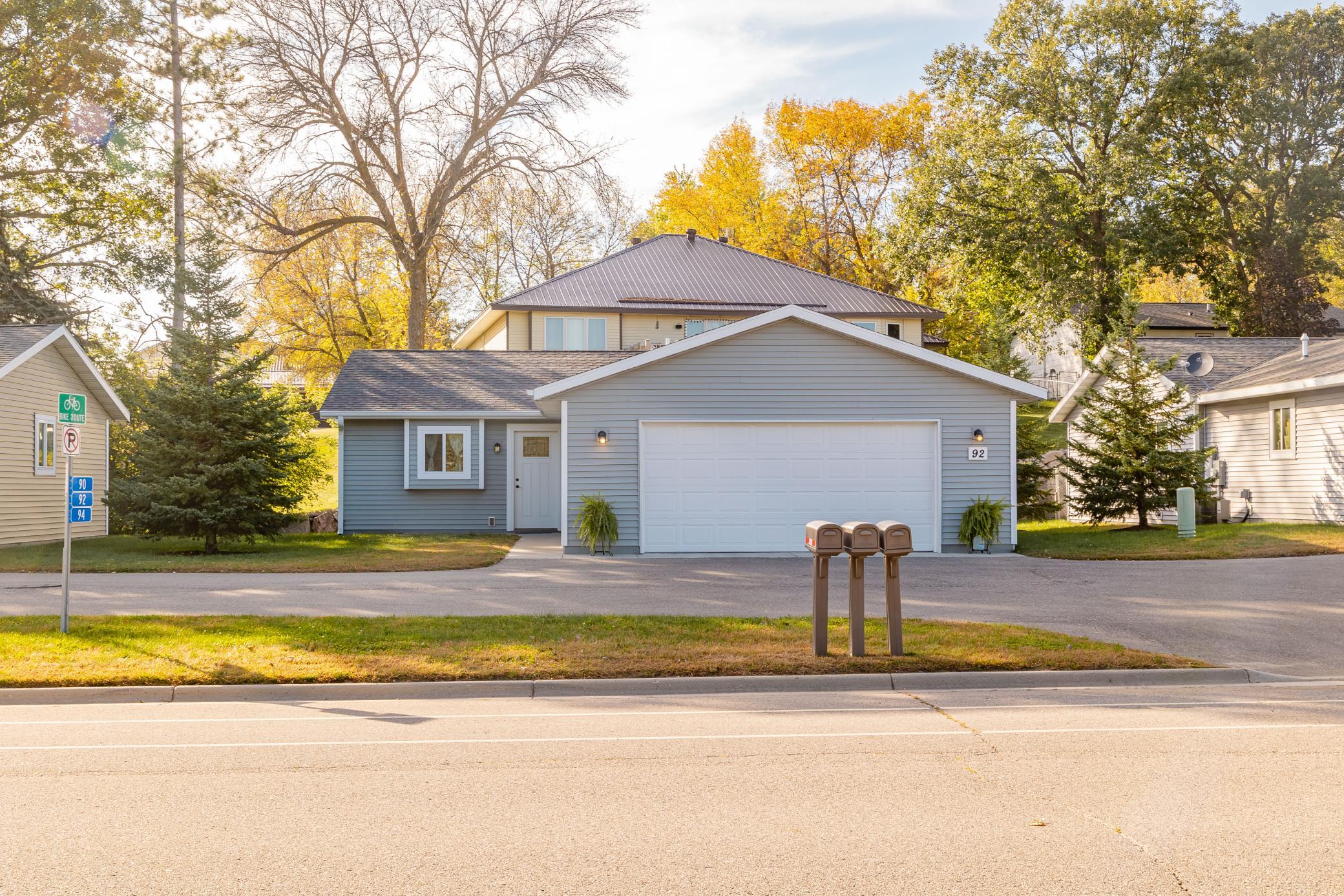 2021 home for sale at 92 Birch Avenue in Alexandria, MN — 2 bed, 2 bath (photo 2 of 27)