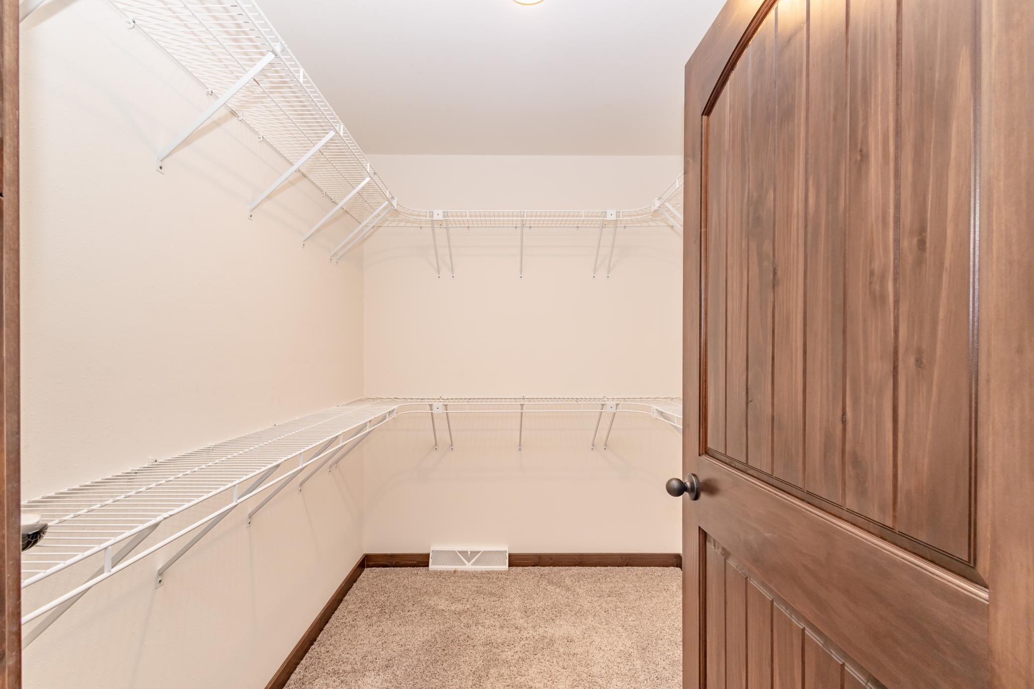 2021 home for sale at 92 Birch Avenue in Alexandria, MN — 2 bed, 2 bath (photo 15 of 27)