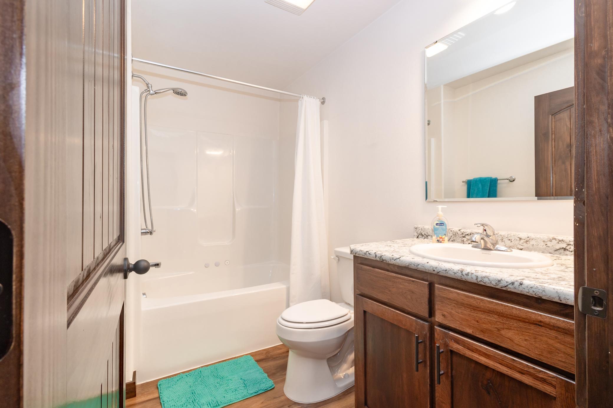 2021 home for sale at 92 Birch Avenue in Alexandria, MN — 2 bed, 2 bath (photo 18 of 27)