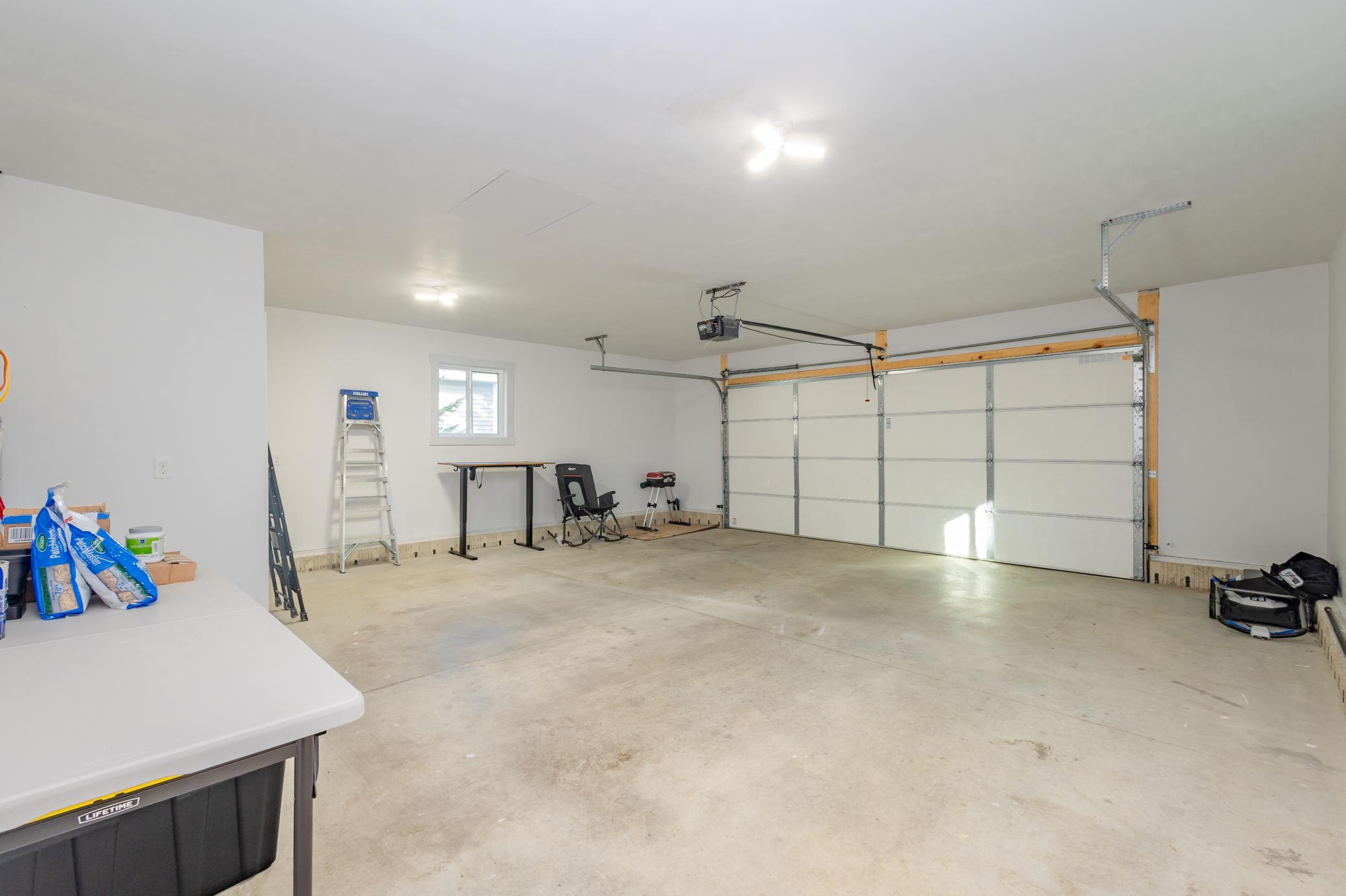 2021 home for sale at 92 Birch Avenue in Alexandria, MN — 2 bed, 2 bath (photo 21 of 27)
