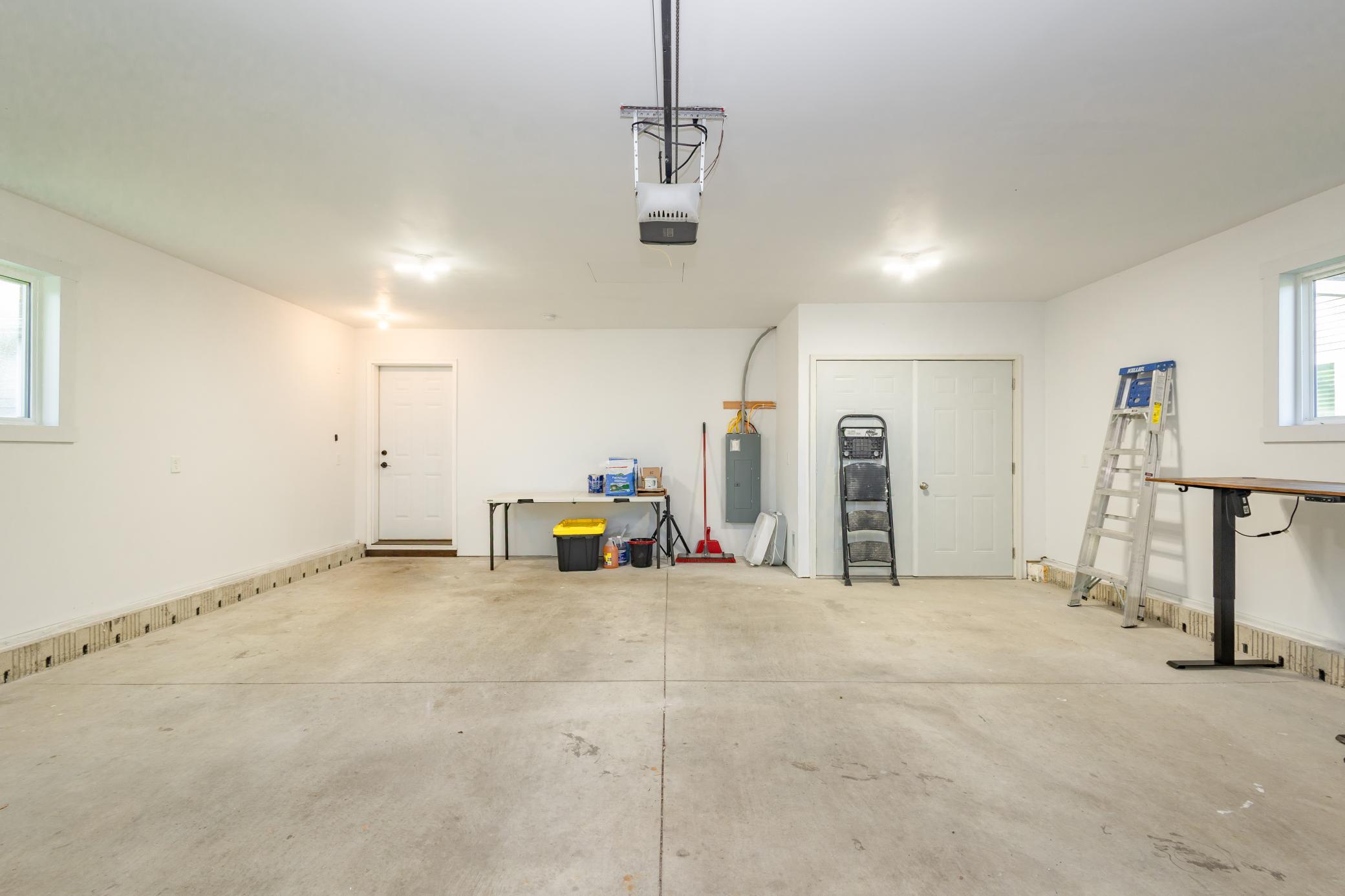 2021 home for sale at 92 Birch Avenue in Alexandria, MN — 2 bed, 2 bath (photo 22 of 27)