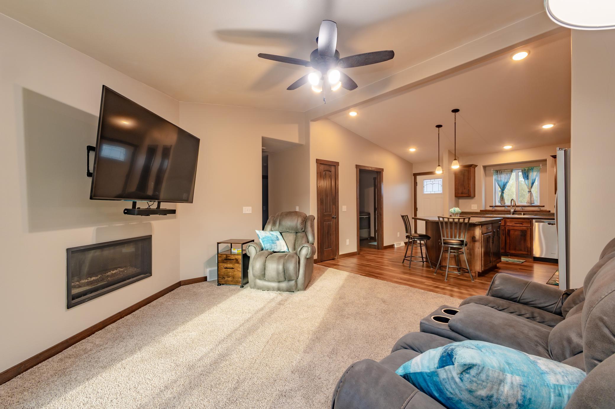 2021 home for sale at 92 Birch Avenue in Alexandria, MN — 2 bed, 2 bath (photo 8 of 27)