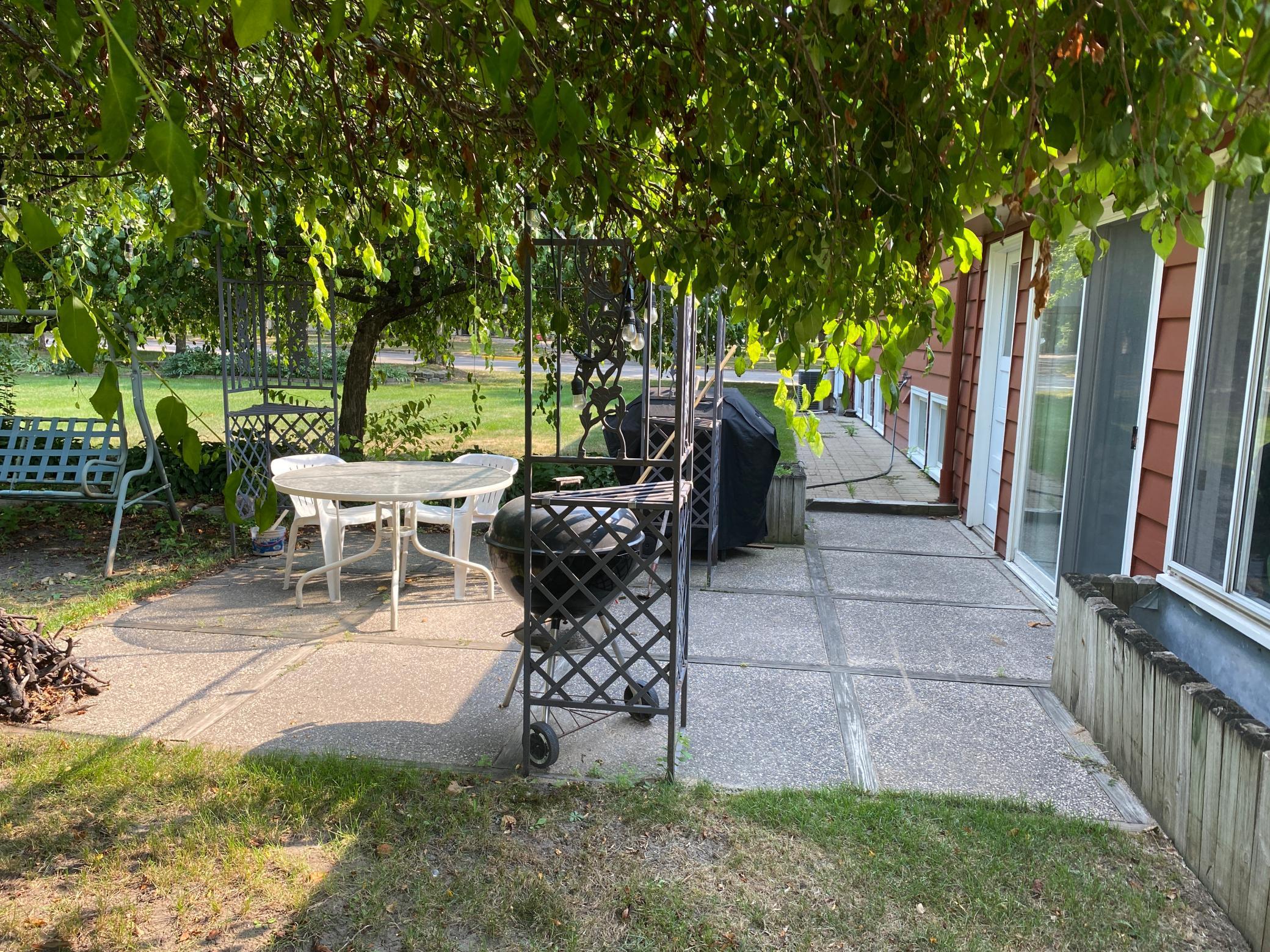 1963 single family home for sale at 1119 Lake Street in Alexandria, MN — 4 bed, 3 bath (photo 10 of 27)