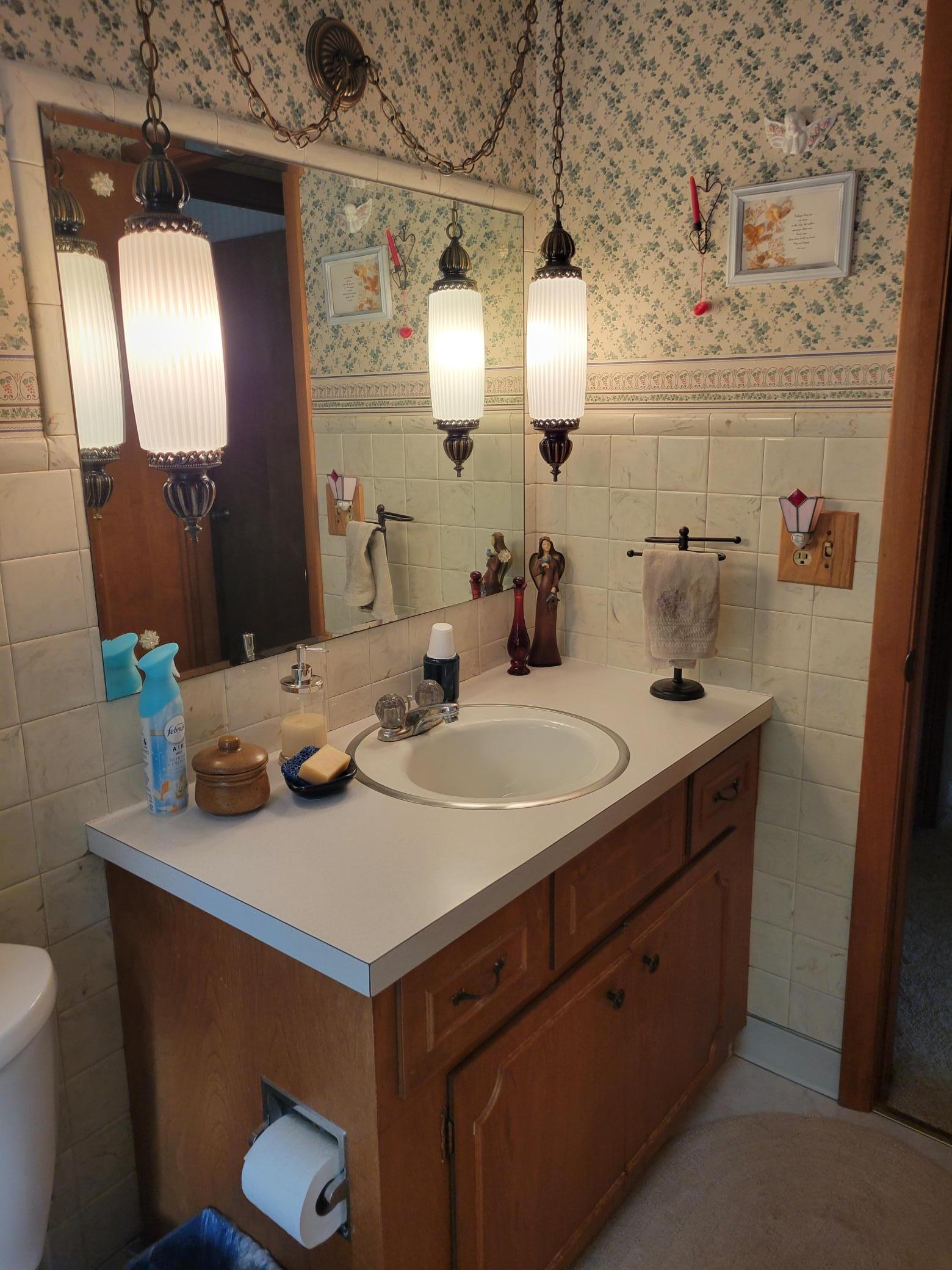 1963 single family home for sale at 1119 Lake Street in Alexandria, MN — 4 bed, 3 bath (photo 40 of 41)