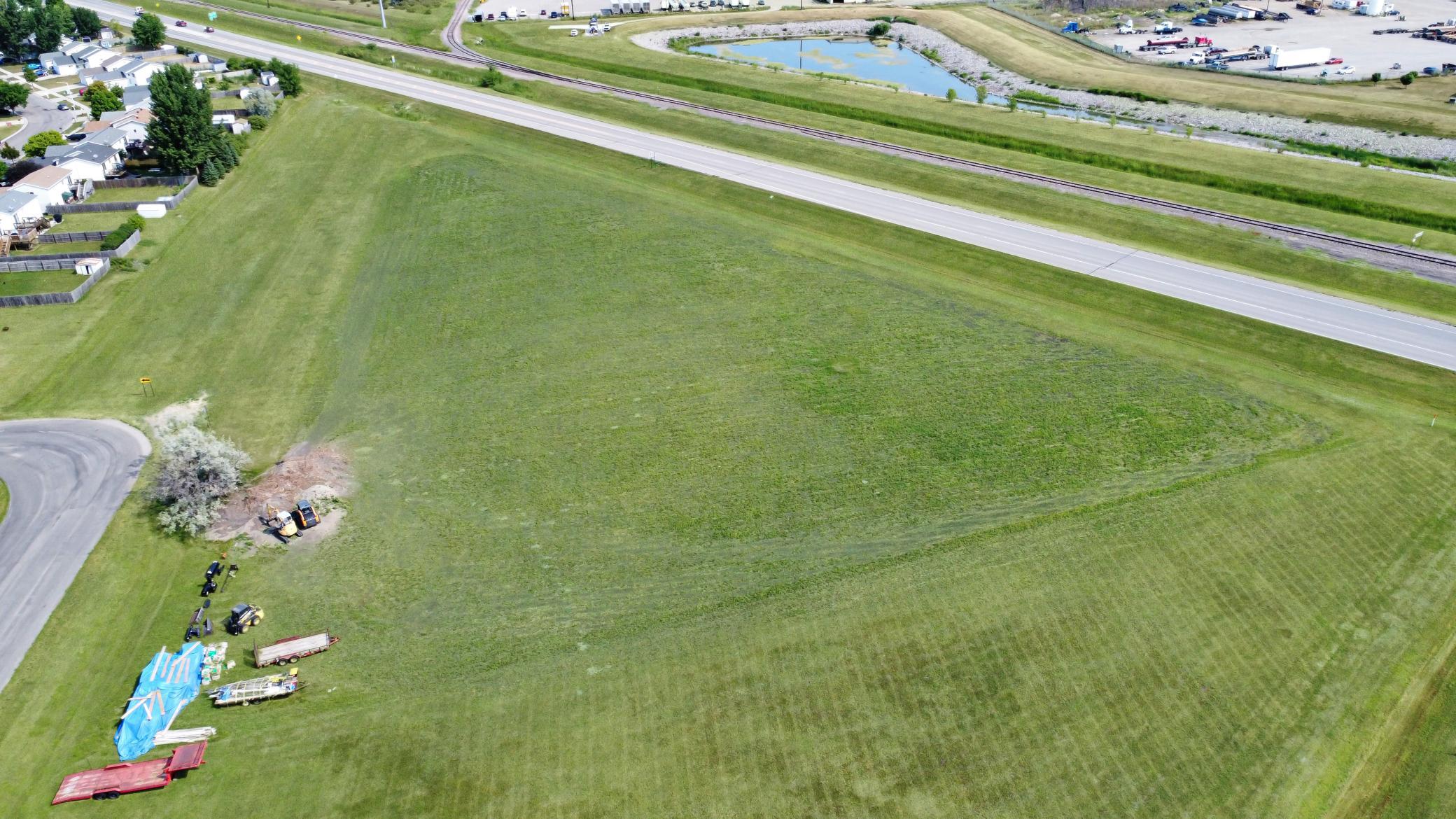 4020 35th Avenue S, Moorhead MN 56560 - Photo 2 of 10
