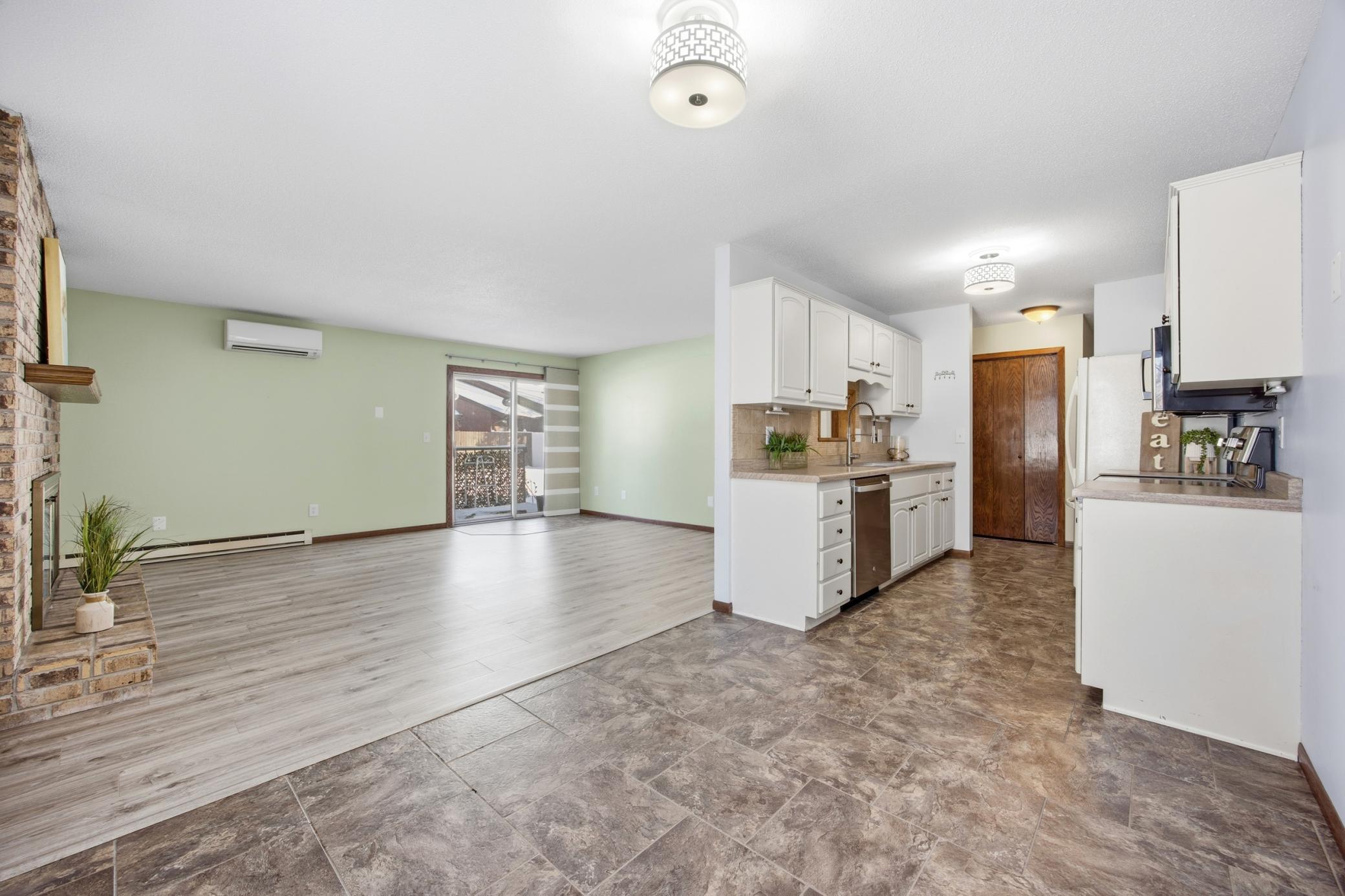 2440 15 Street S, Unit Unit B104, Fargo ND 58103 - Photo 12 of 28