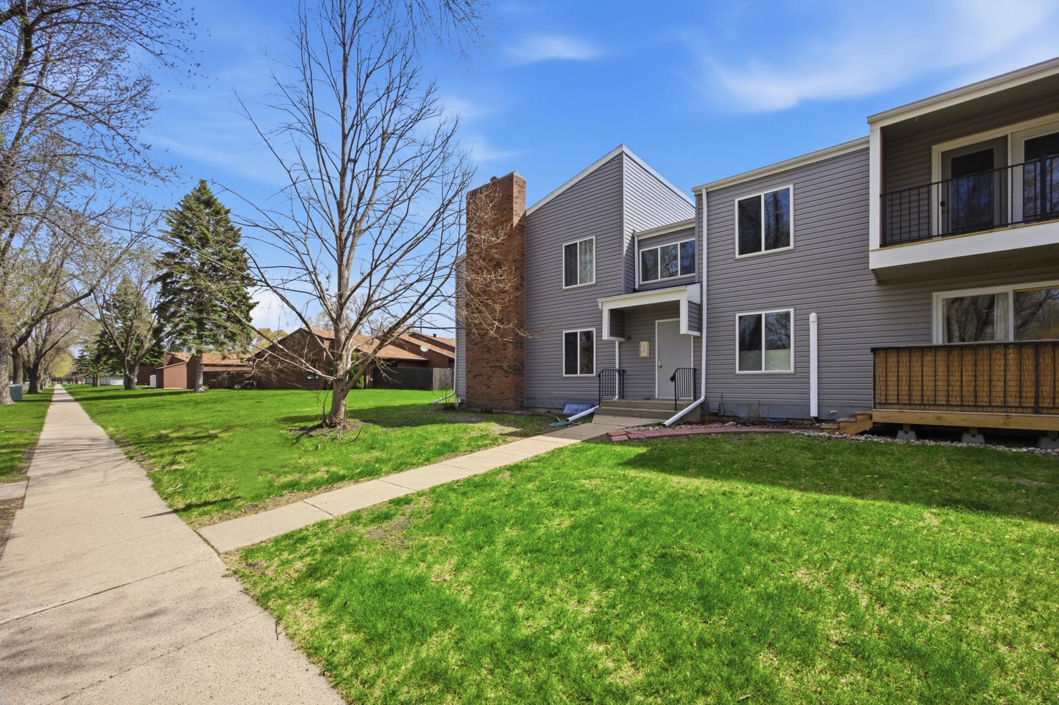 2440 15 Street S, Unit Unit B104, Fargo ND 58103 - Photo 3 of 28