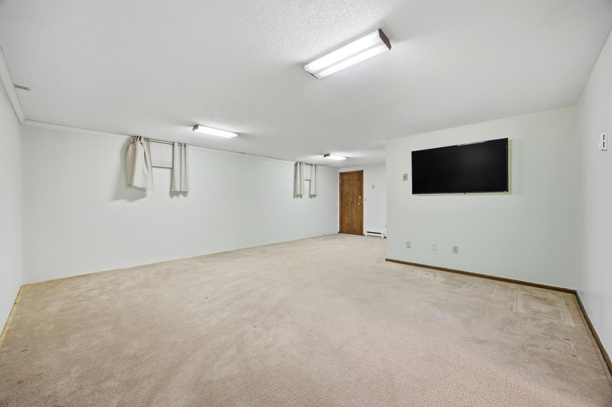 2440 15 Street S, Unit Unit B104, Fargo ND 58103 - Photo 25 of 28