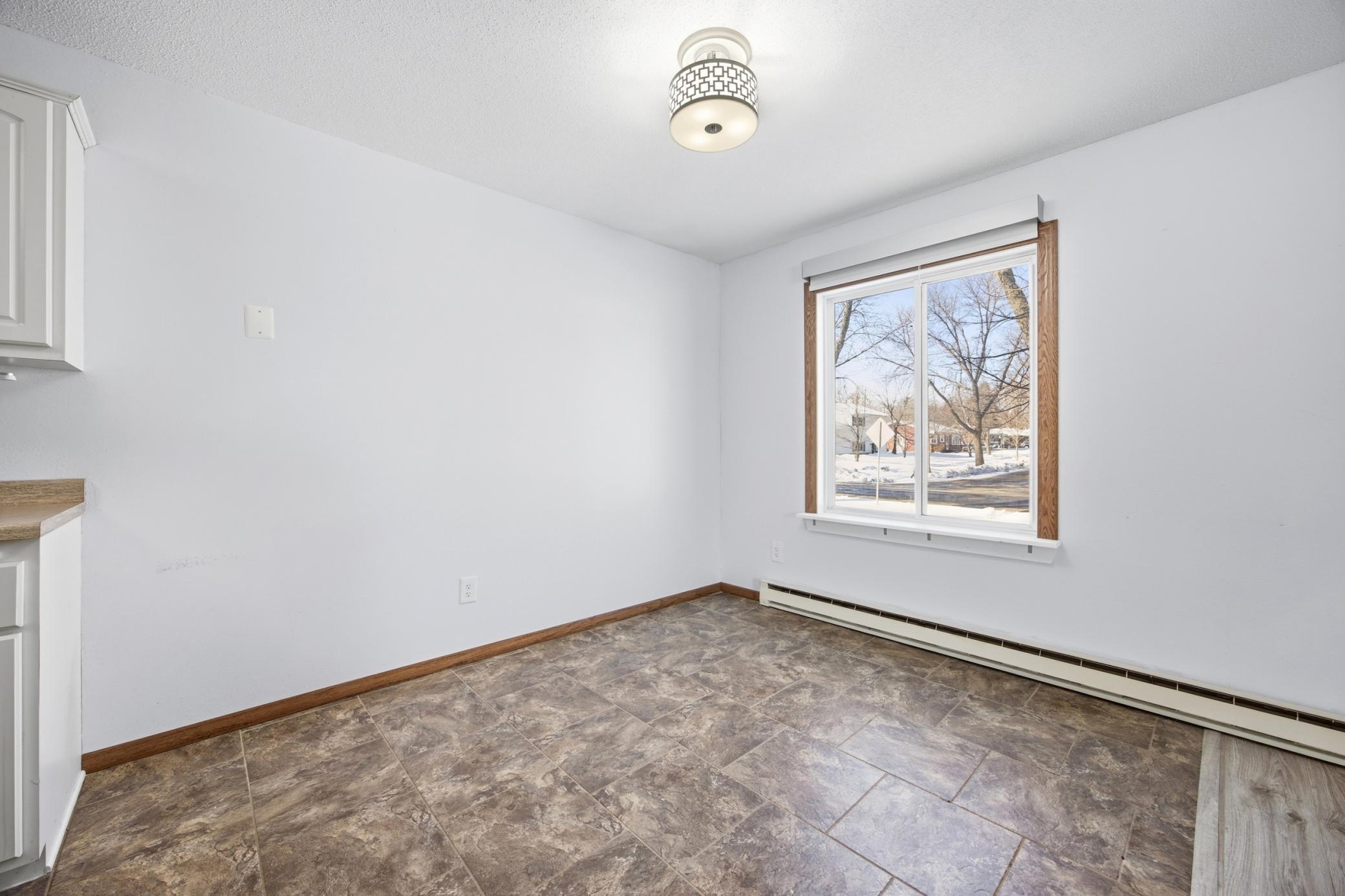 2440 15 Street S, Unit Unit B104, Fargo ND 58103 - Photo 10 of 28