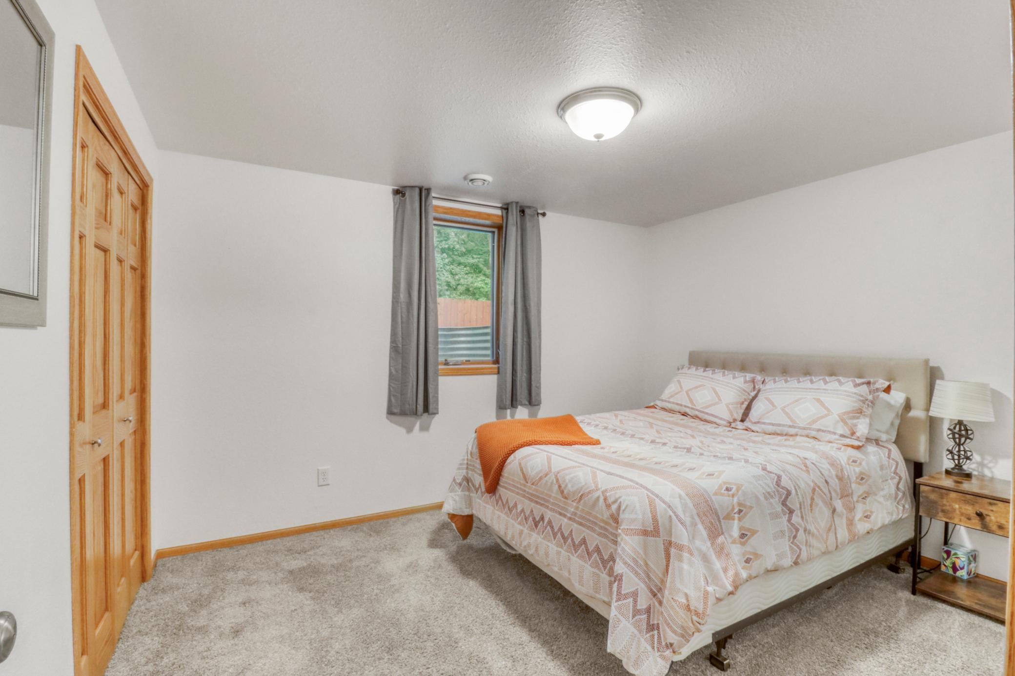 2007 single family home for sale at 1084 Timber Drive in Detroit Lakes, MN — 5 bed, 3 bath (photo 47 of 63)