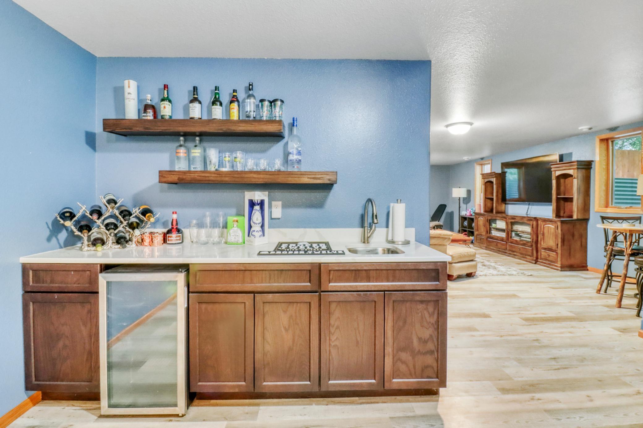 2007 single family home for sale at 1084 Timber Drive in Detroit Lakes, MN — 5 bed, 3 bath (photo 51 of 63)