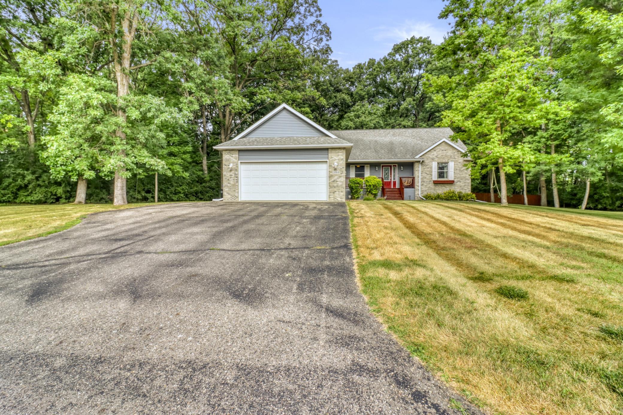 2007 single family home for sale at 1084 Timber Drive in Detroit Lakes, MN — 5 bed, 3 bath (photo 58 of 63)
