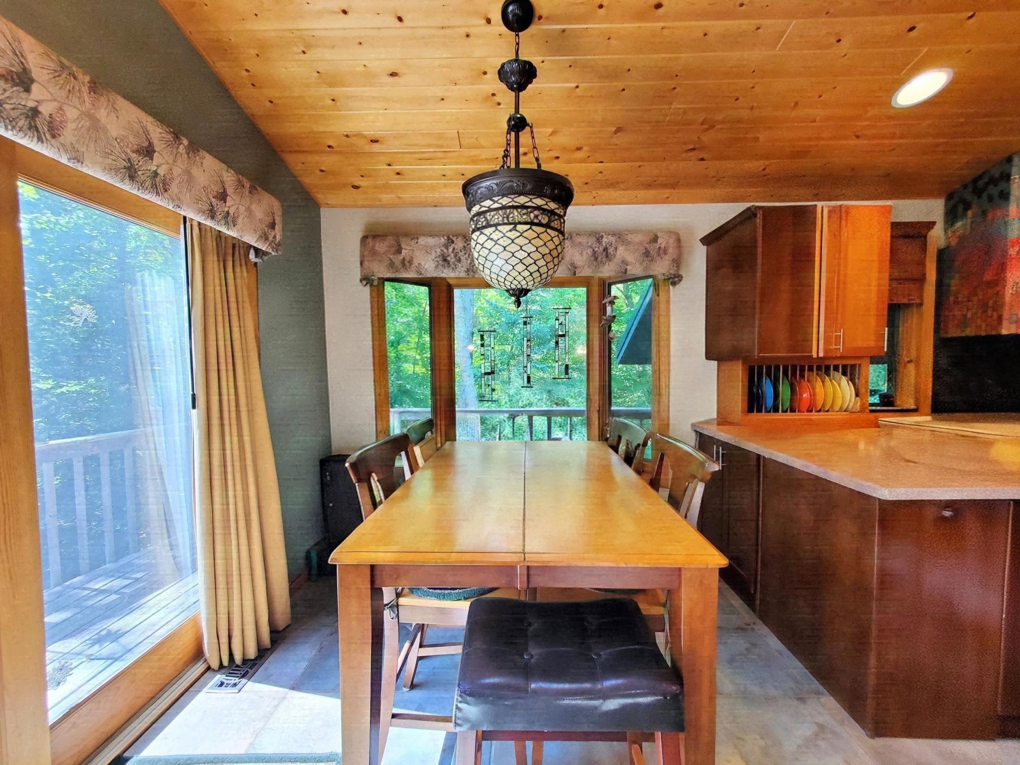2005 single family home for sale at 4050 Gryce Styne Road NE in Bemidji, MN — 2 bed, 3 bath (photo 12 of 79)