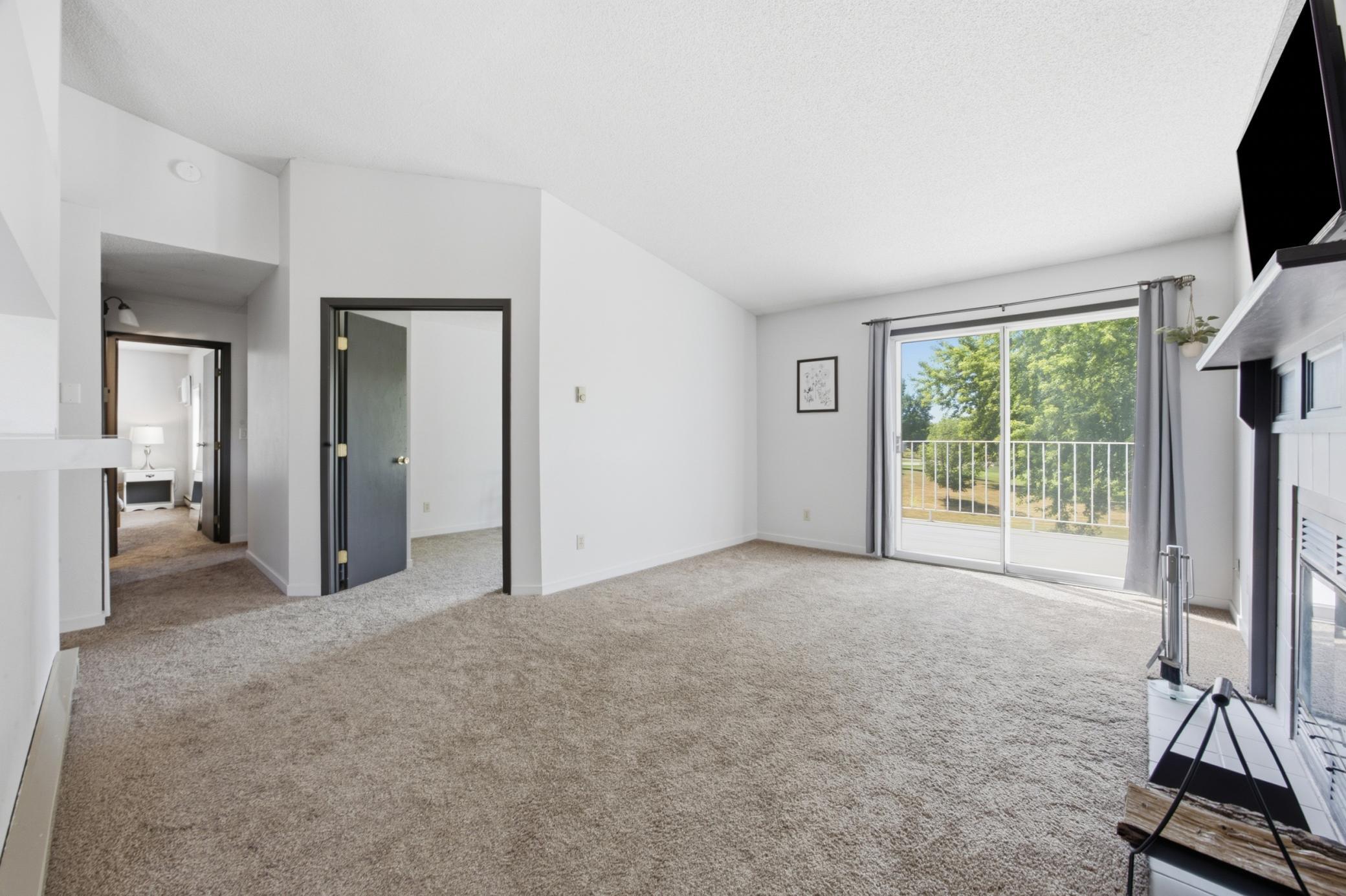 2807 32nd Street S, Moorhead MN 56560 - Photo 5 of 27