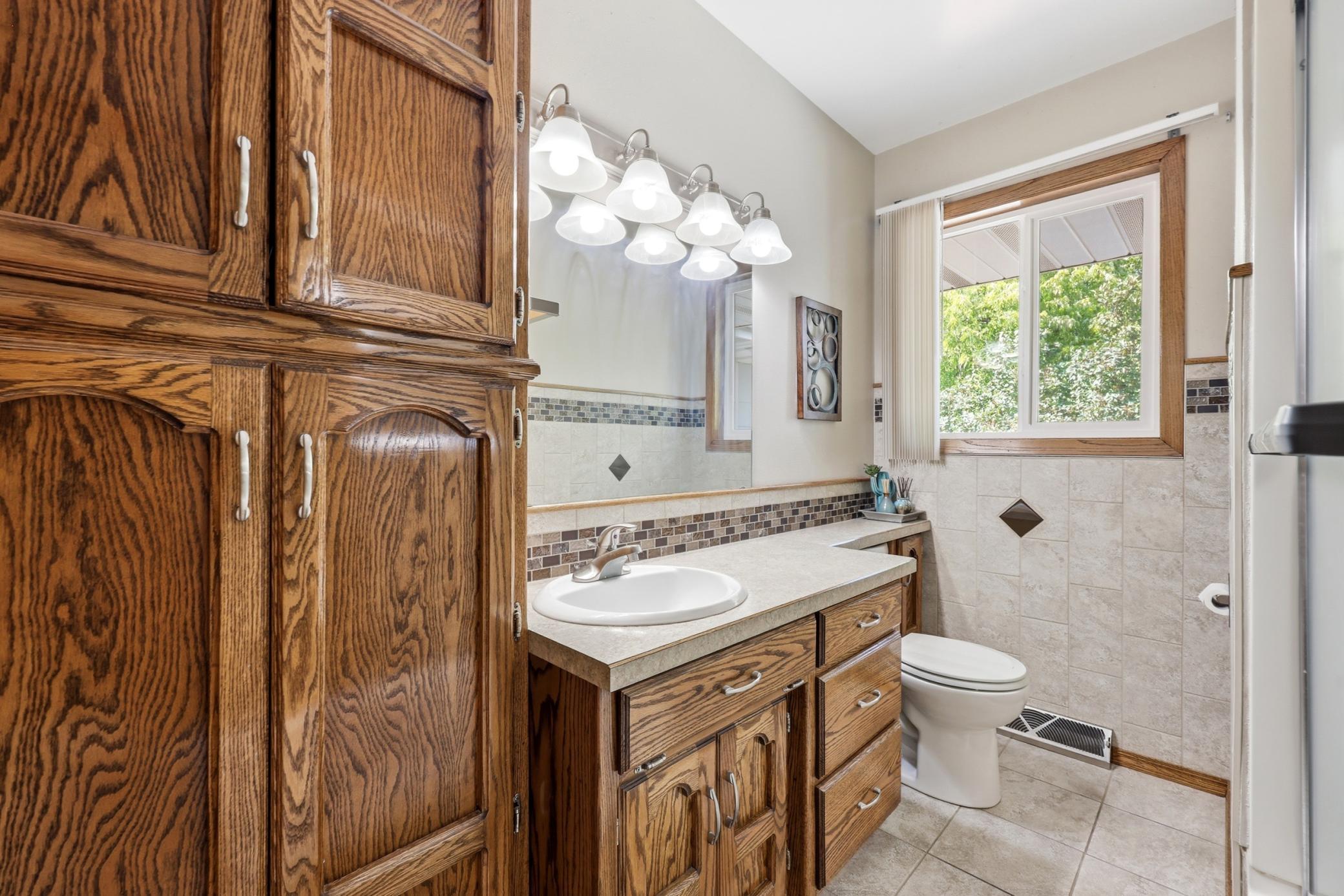1119 9th Street N, Moorhead MN 56560 - Photo 14 of 26