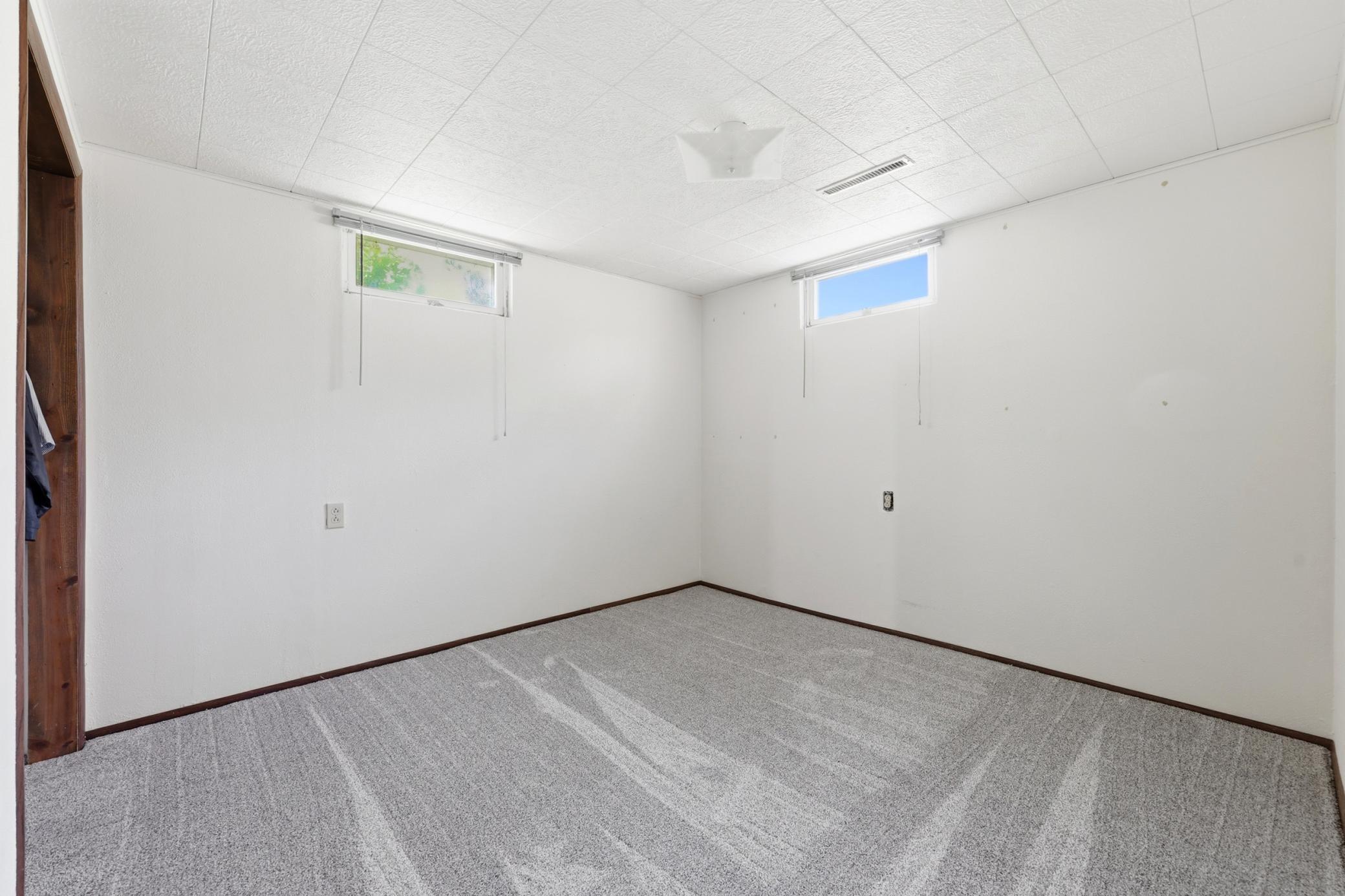 1119 9th Street N, Moorhead MN 56560 - Photo 20 of 26
