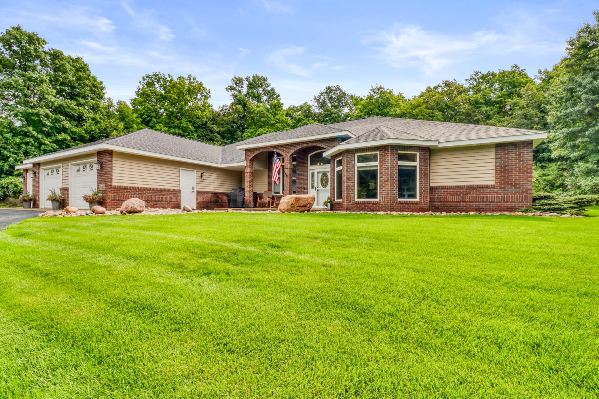 1997 single family home for sale at 1373 Burroughs Road in Detroit Lakes, MN — 3 bed, 2 bath (photo 2 of 74)