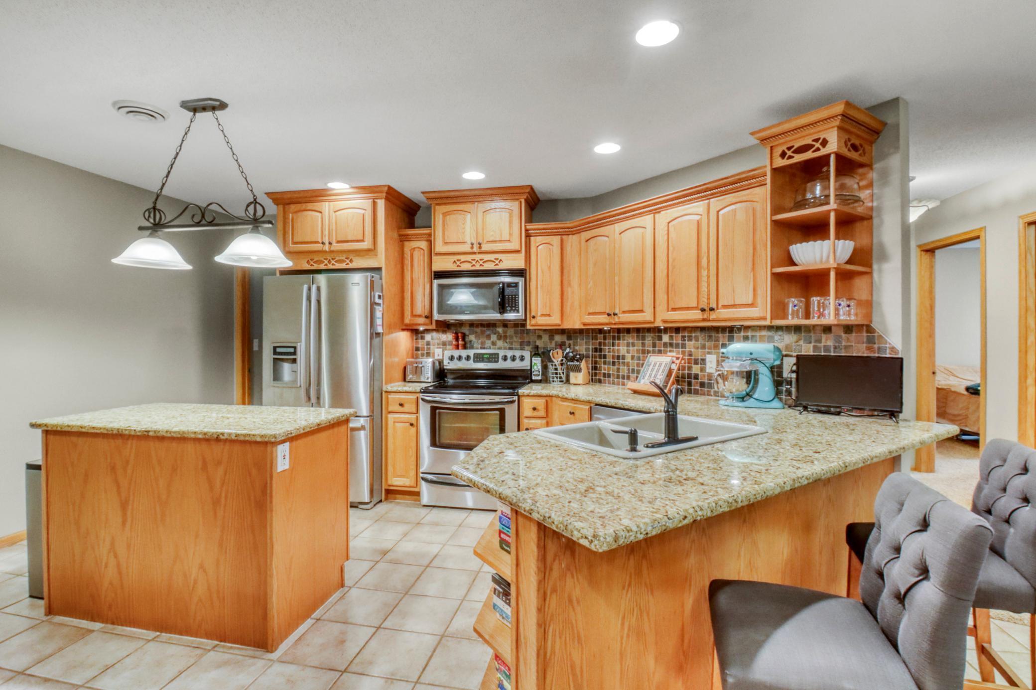 1997 single family home for sale at 1373 Burroughs Road in Detroit Lakes, MN — 3 bed, 2 bath (photo 15 of 74)