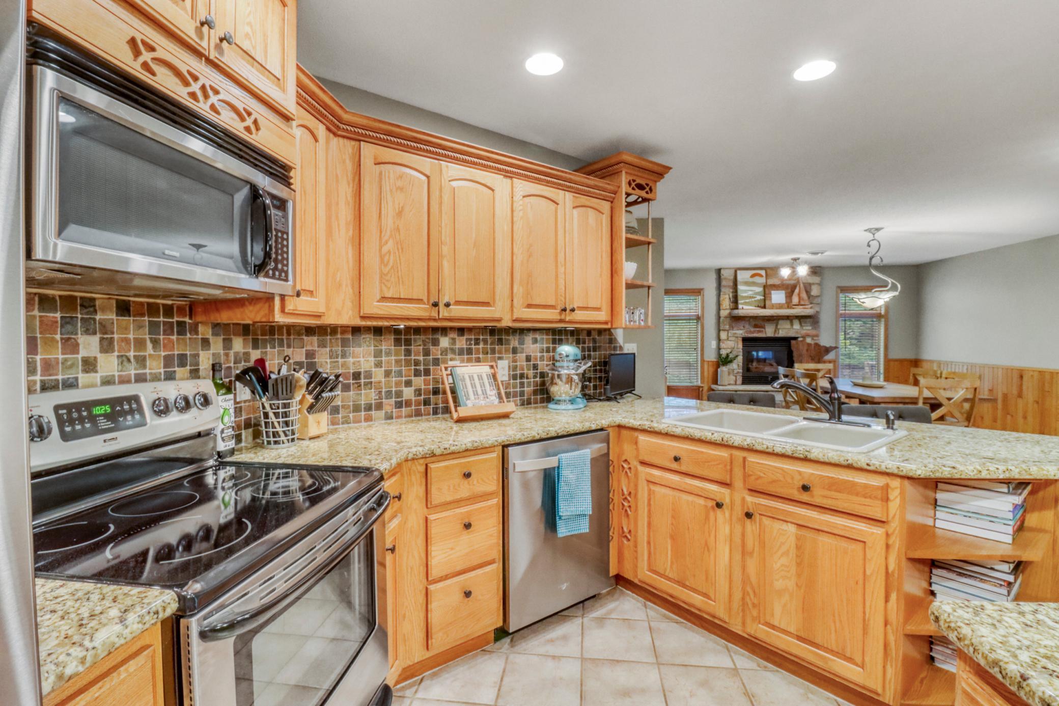 1997 single family home for sale at 1373 Burroughs Road in Detroit Lakes, MN — 3 bed, 2 bath (photo 19 of 74)