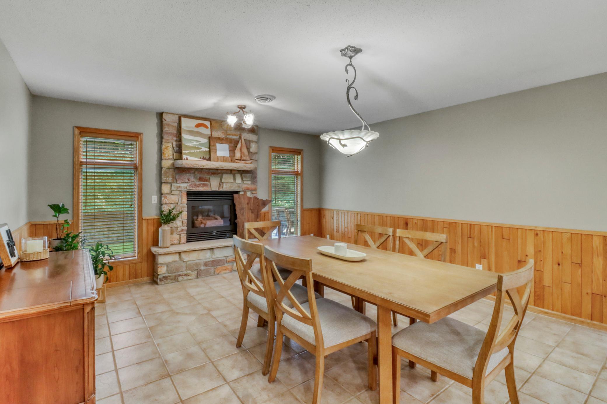 1997 single family home for sale at 1373 Burroughs Road in Detroit Lakes, MN — 3 bed, 2 bath (photo 22 of 74)