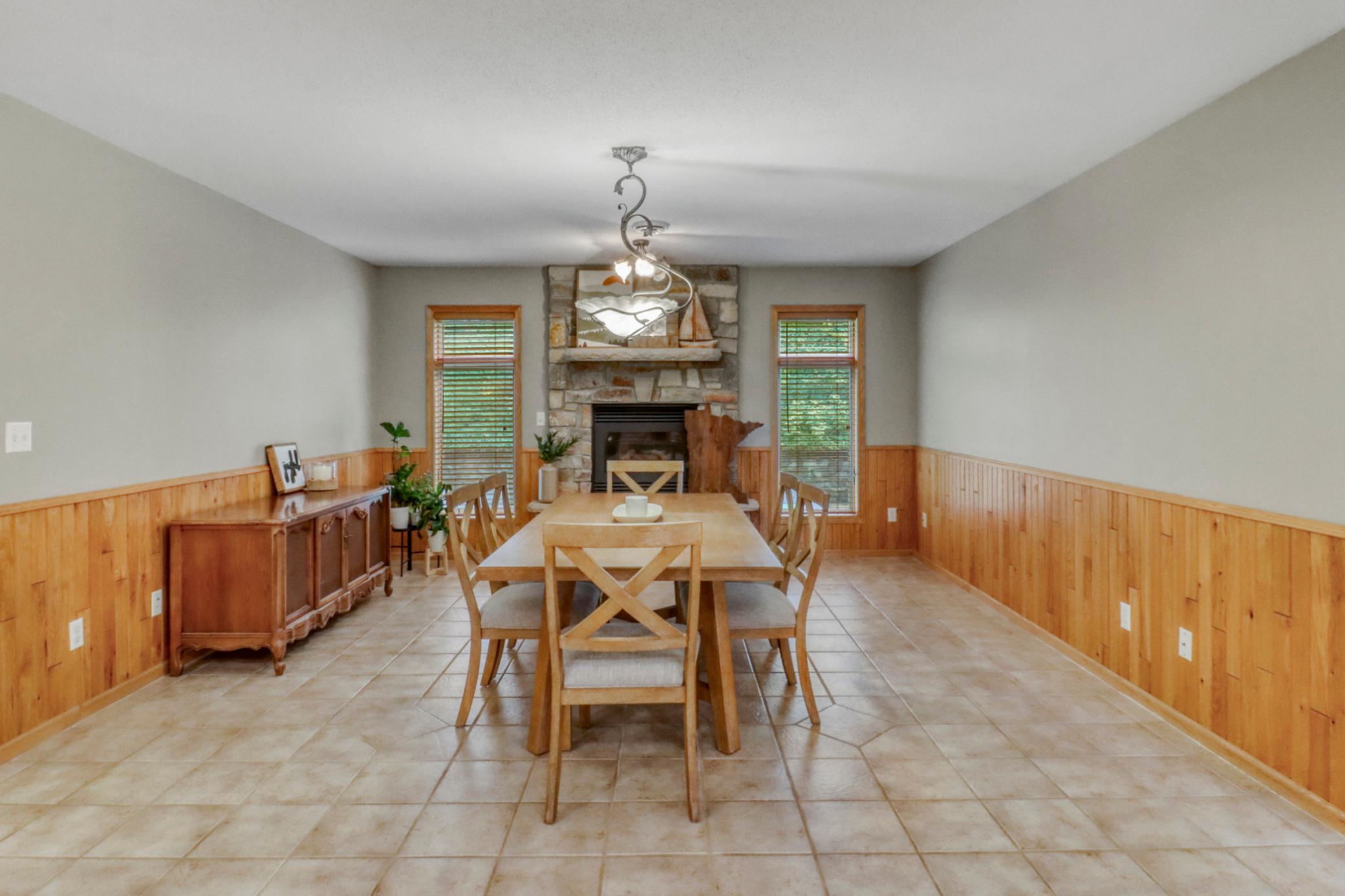 1997 single family home for sale at 1373 Burroughs Road in Detroit Lakes, MN — 3 bed, 2 bath (photo 23 of 74)