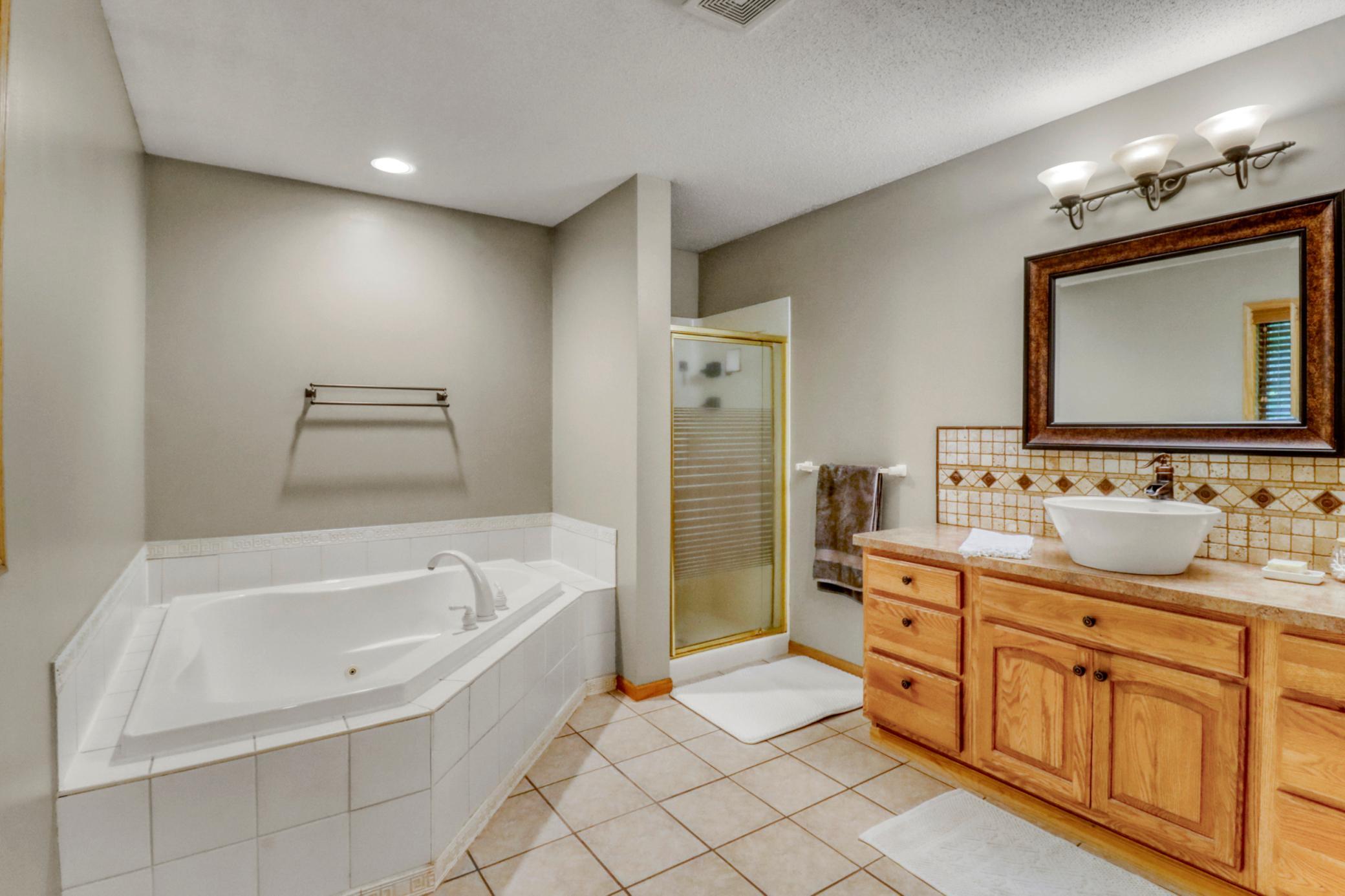 1997 single family home for sale at 1373 Burroughs Road in Detroit Lakes, MN — 3 bed, 2 bath (photo 36 of 74)