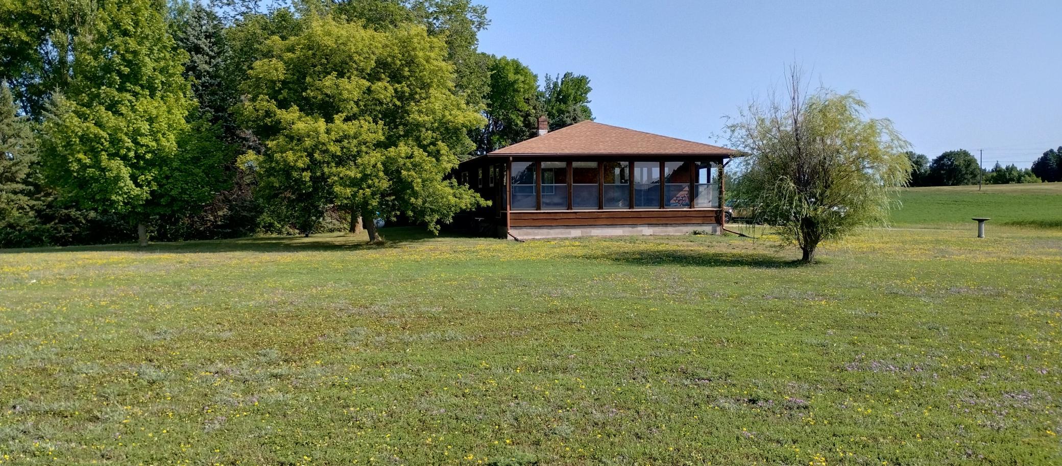 1986 single family home for sale at 2814 Pebble Lake Road in Fergus Falls, MN — 2 bed, 2 bath (photo 29 of 82)