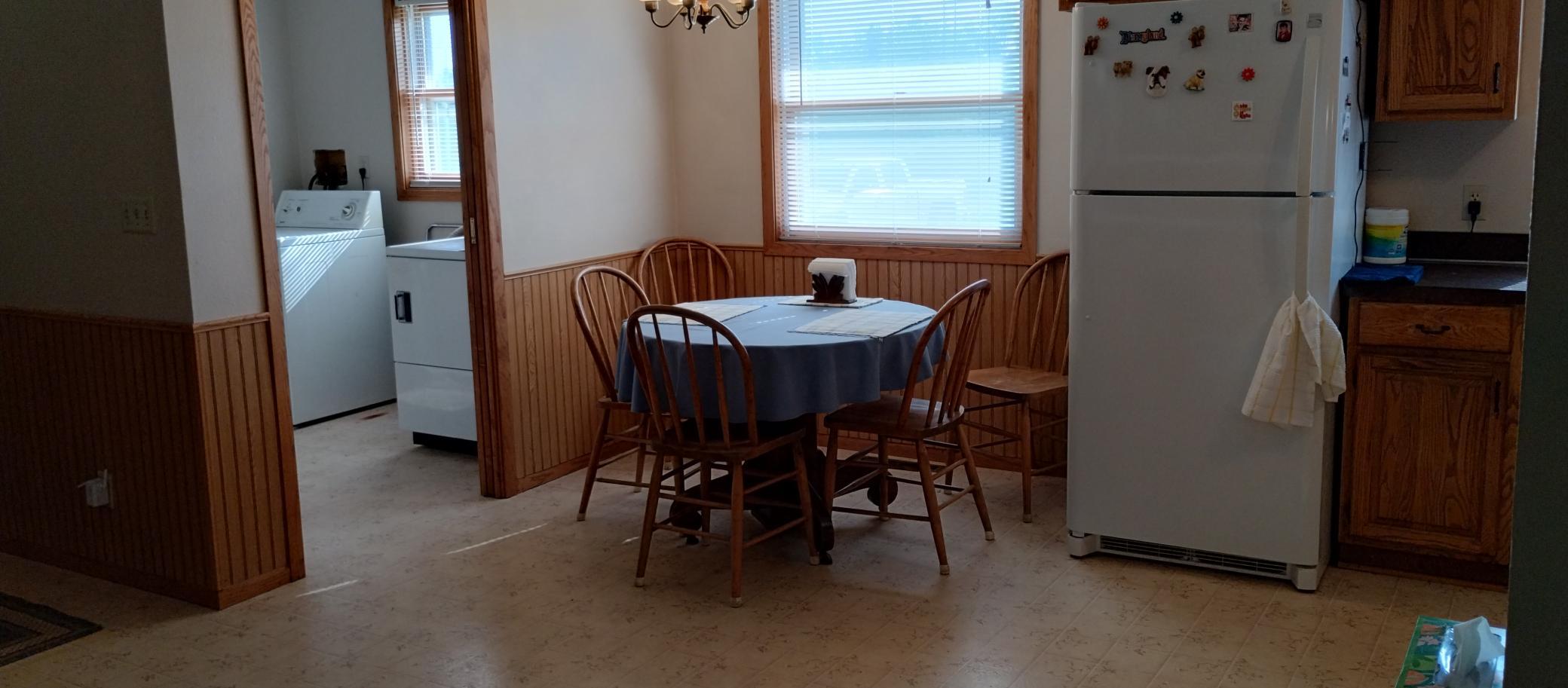 1986 single family home for sale at 2814 Pebble Lake Road in Fergus Falls, MN — 2 bed, 2 bath (photo 44 of 82)