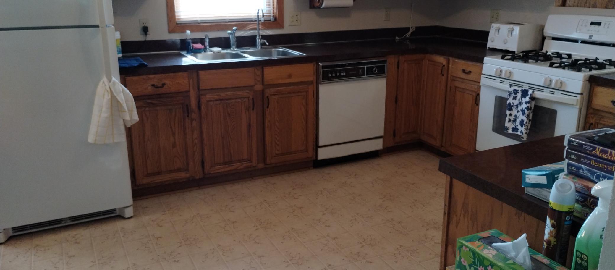 1986 single family home for sale at 2814 Pebble Lake Road in Fergus Falls, MN — 2 bed, 2 bath (photo 45 of 82)