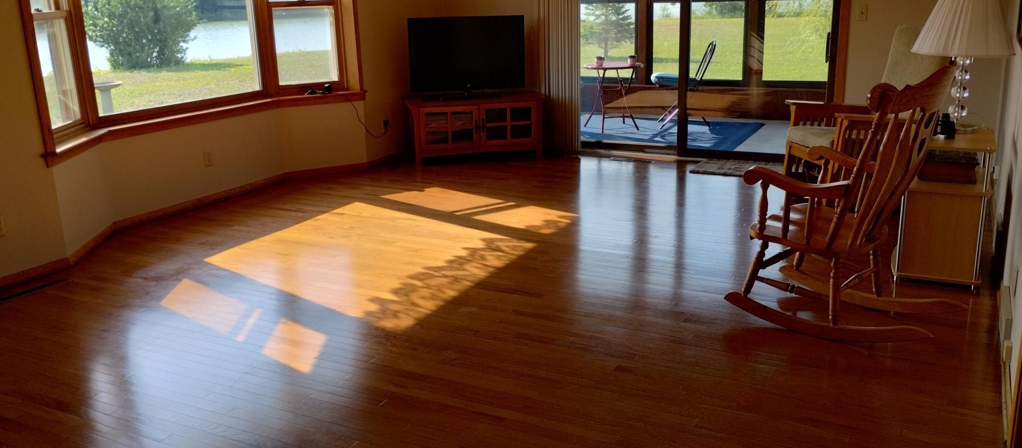 1986 single family home for sale at 2814 Pebble Lake Road in Fergus Falls, MN — 2 bed, 2 bath (photo 57 of 82)