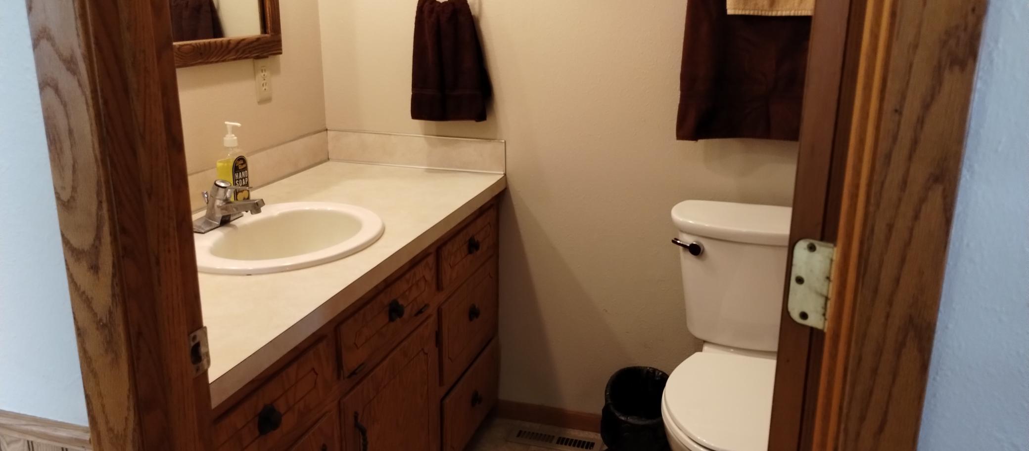 1986 single family home for sale at 2814 Pebble Lake Road in Fergus Falls, MN — 2 bed, 2 bath (photo 69 of 82)