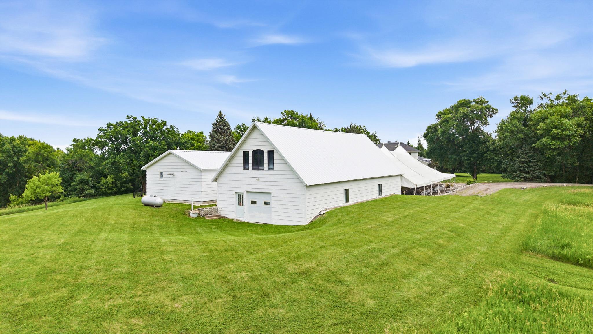 164 110th Avenue S, Moorhead MN 56560 - Photo 3 of 54