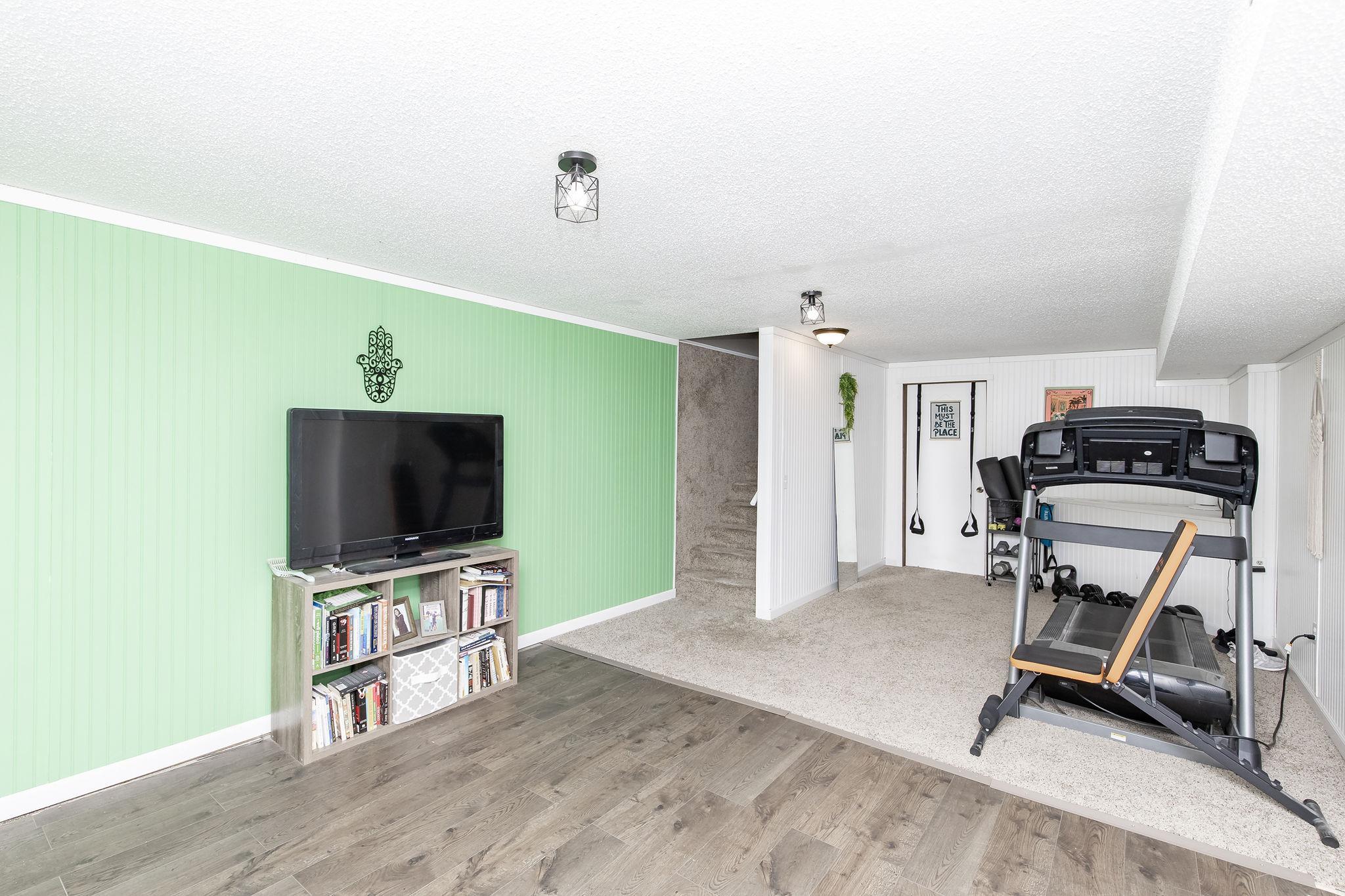 1721 42nd Street S, Fargo ND 58103 - Photo 35 of 47