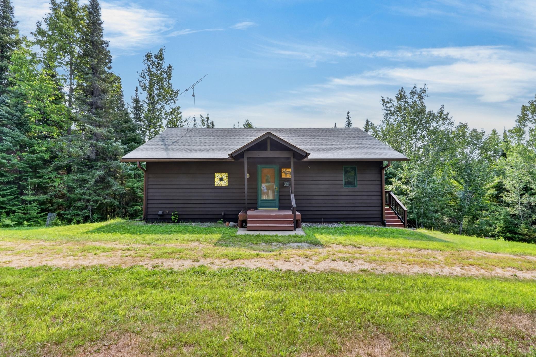 1996 single family home for sale at 39343 Cedar Heights Road in Bigfork, MN — 3 bed, 2 bath (photo 11 of 76)