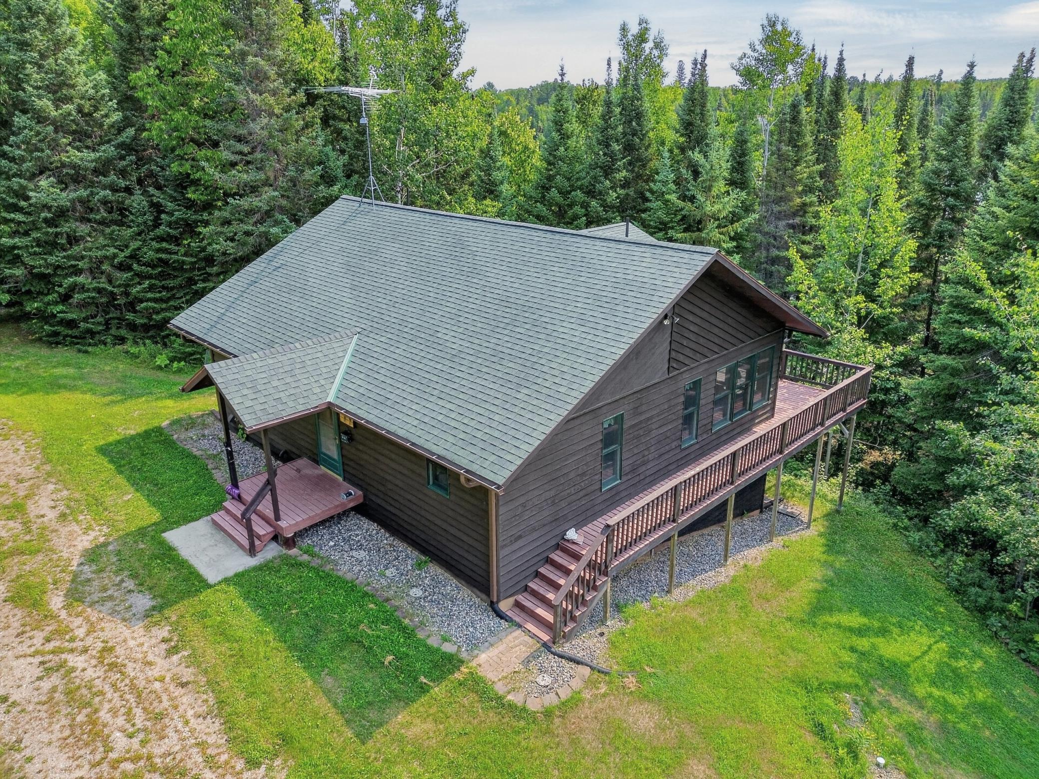 1996 single family home for sale at 39343 Cedar Heights Road in Bigfork, MN — 3 bed, 2 bath (photo 3 of 76)