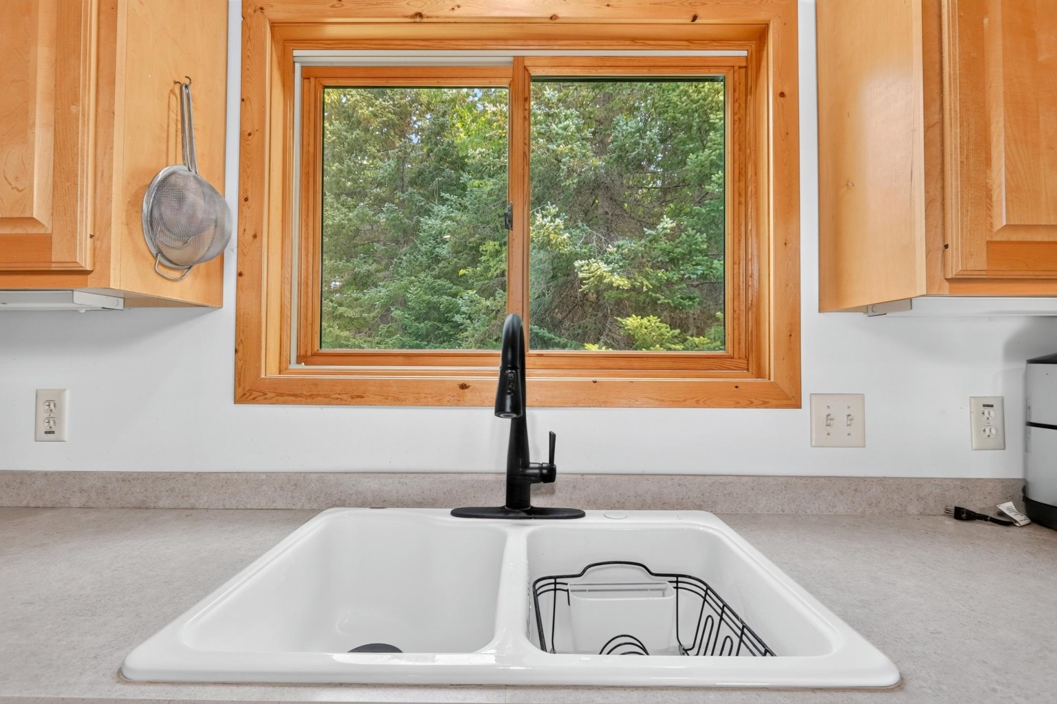 1996 single family home for sale at 39343 Cedar Heights Road in Bigfork, MN — 3 bed, 2 bath (photo 36 of 76)