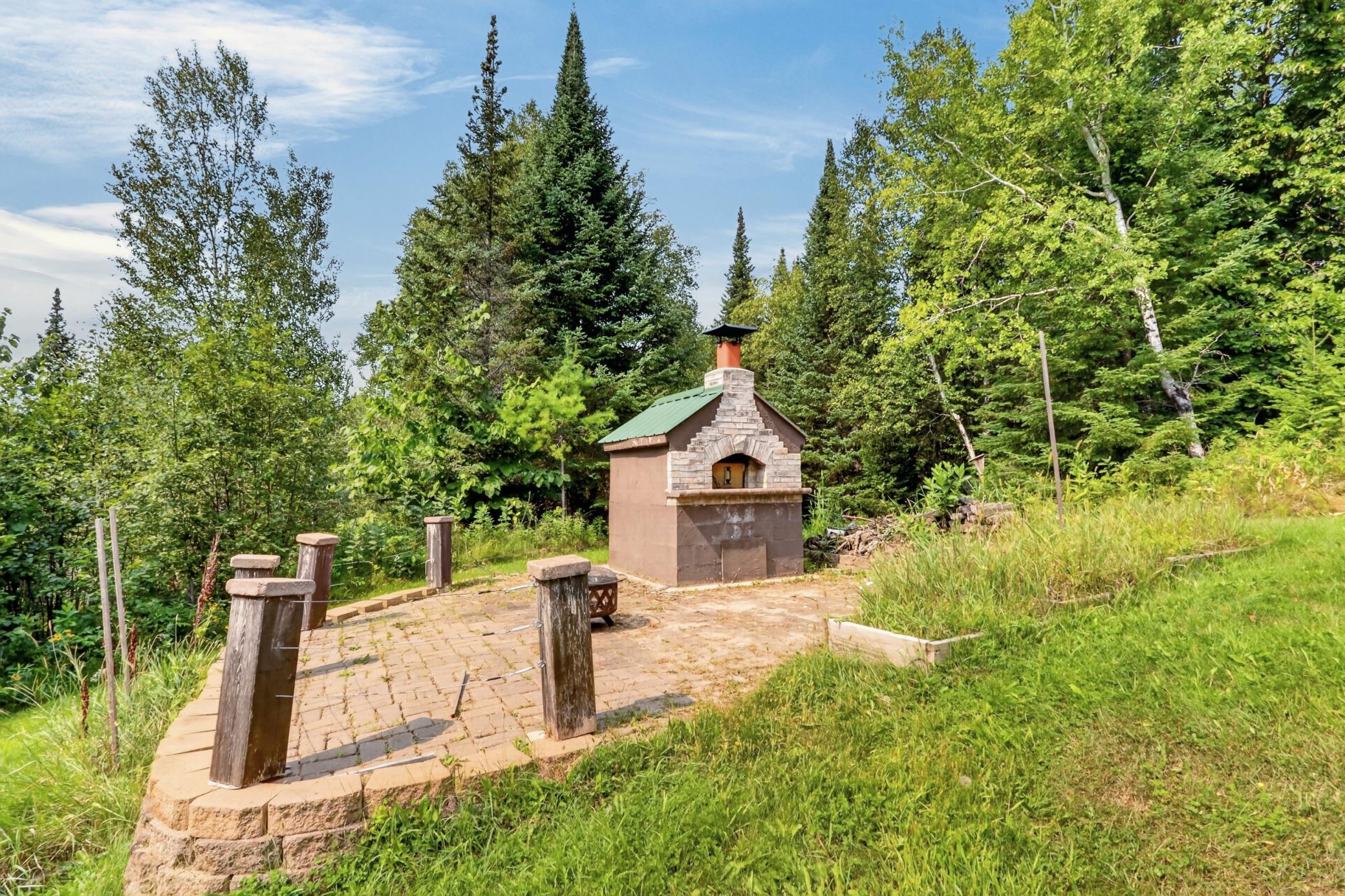 1996 single family home for sale at 39343 Cedar Heights Road in Bigfork, MN — 3 bed, 2 bath (photo 5 of 76)