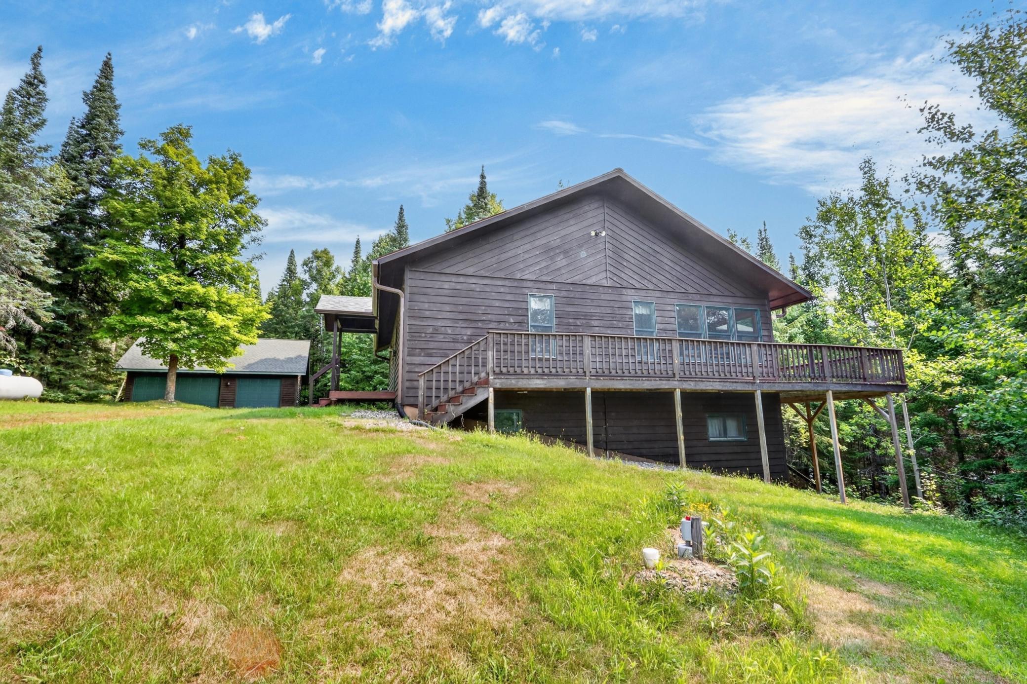 1996 single family home for sale at 39343 Cedar Heights Road in Bigfork, MN — 3 bed, 2 bath (photo 6 of 76)