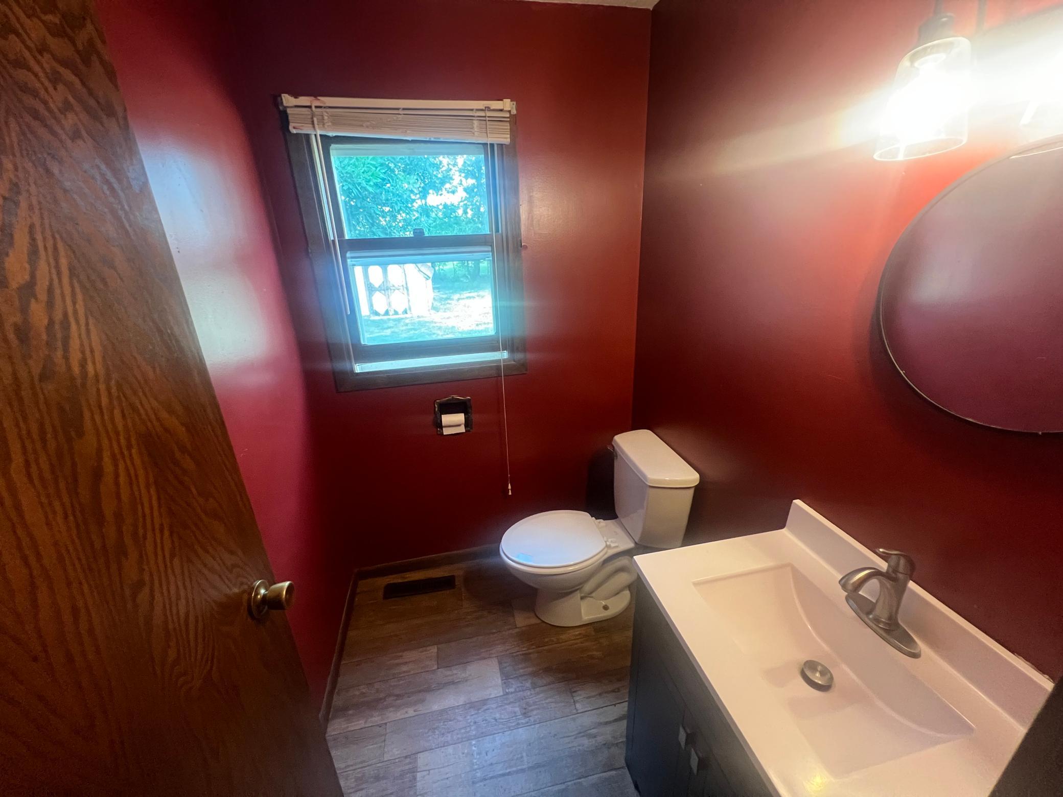 1981 single family home for sale at 304 5th Street in Bluffton, MN — 5 bed, 2 bath (photo 11 of 17)