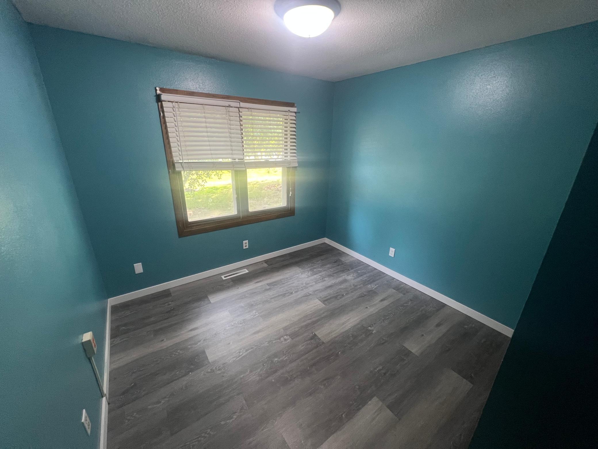 1981 single family home for sale at 304 5th Street in Bluffton, MN — 5 bed, 2 bath (photo 13 of 17)