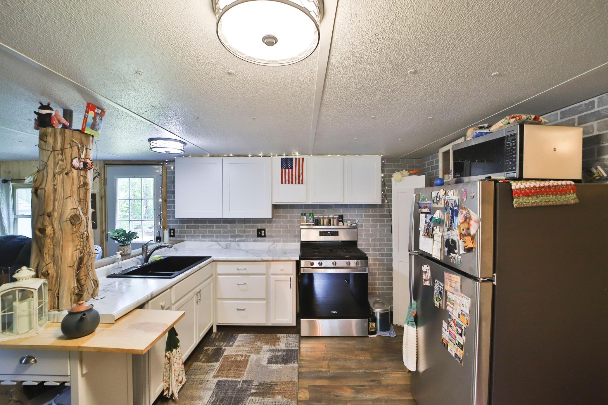 1990 single family home for sale at 14648 Ridgeway Road in Crosslake, MN — 2 bed, 1 bath (photo 2 of 39)