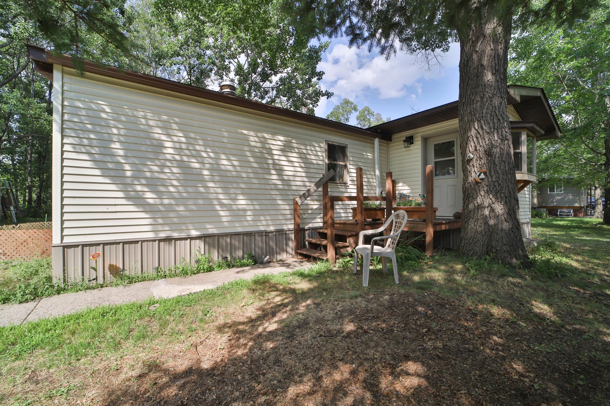 1990 single family home for sale at 14648 Ridgeway Road in Crosslake, MN — 2 bed, 1 bath (photo 35 of 39)