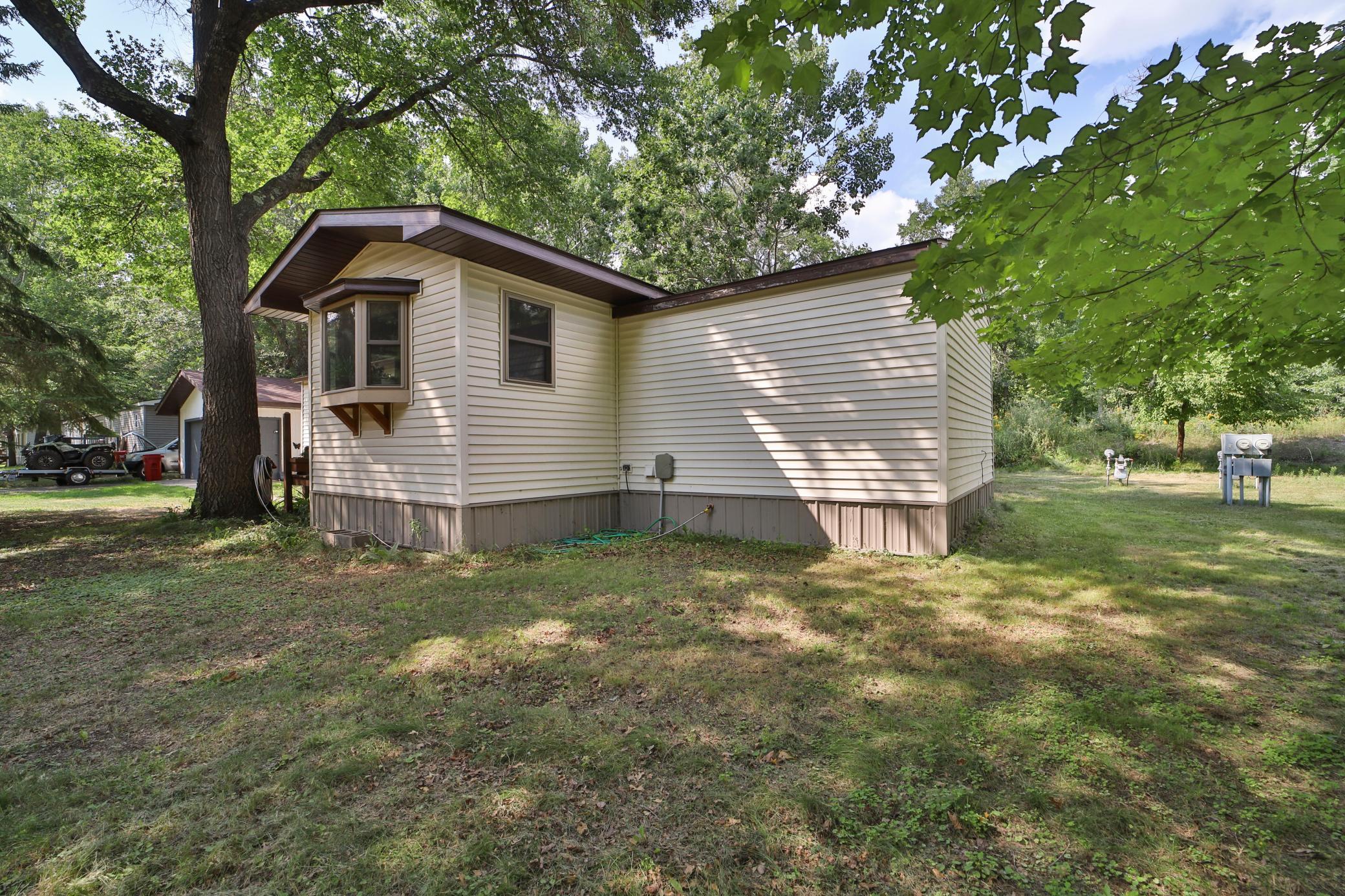 1990 single family home for sale at 14648 Ridgeway Road in Crosslake, MN — 2 bed, 1 bath (photo 36 of 39)