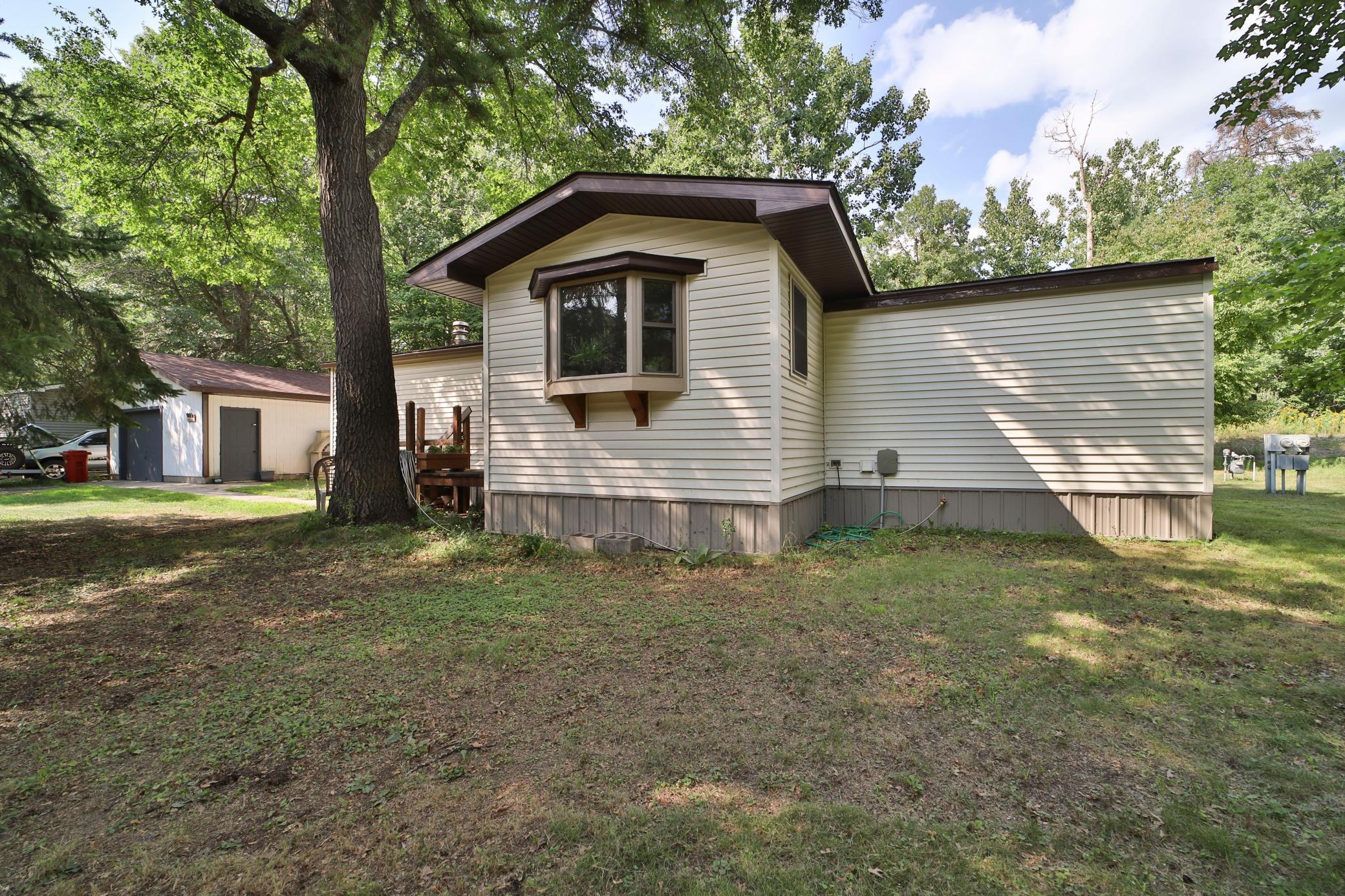 1990 single family home for sale at 14648 Ridgeway Road in Crosslake, MN — 2 bed, 1 bath (photo 37 of 39)