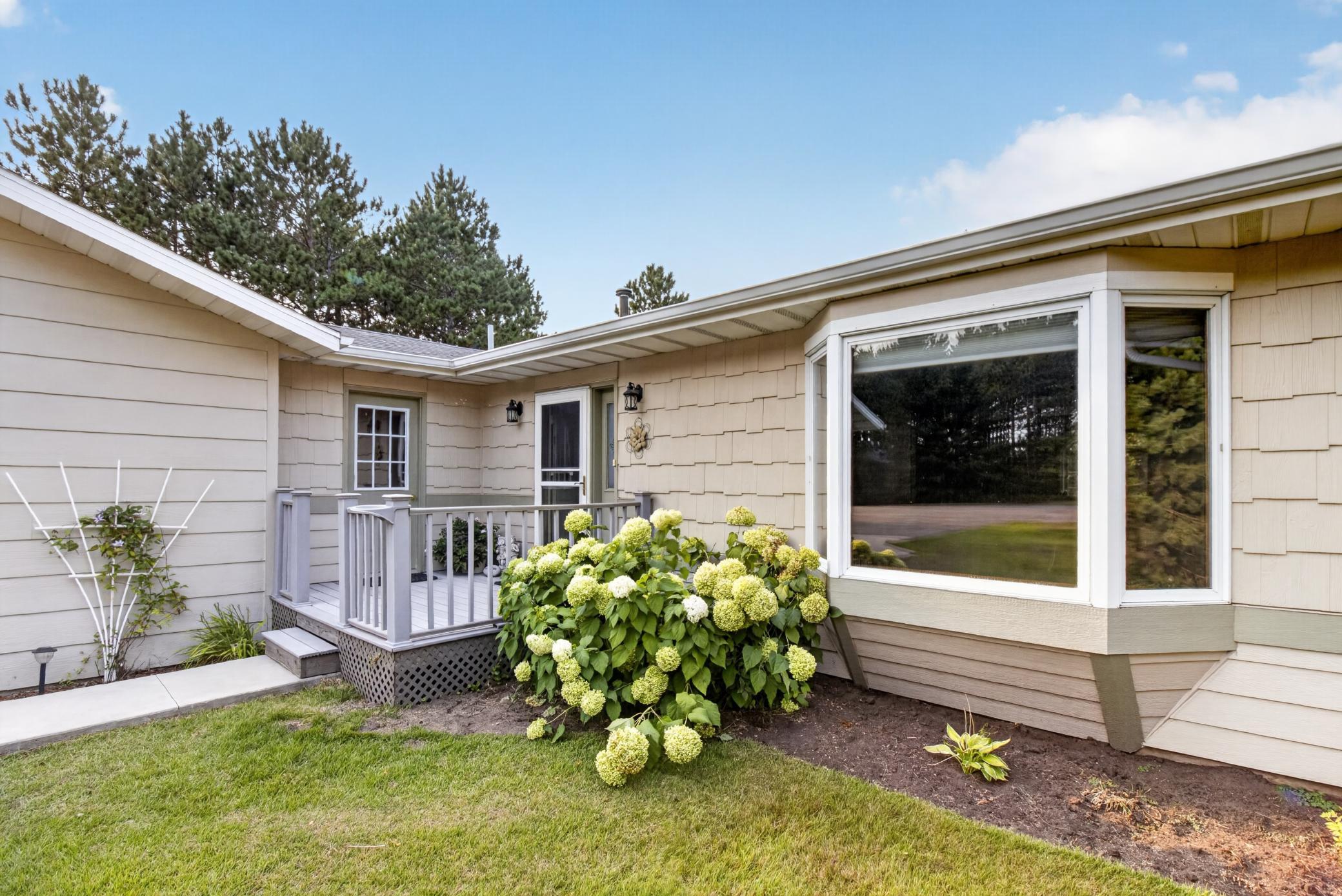1990 single family home for sale at 44547 451st Street in Perham, MN — 3 bed, 2 bath (photo 3 of 65)