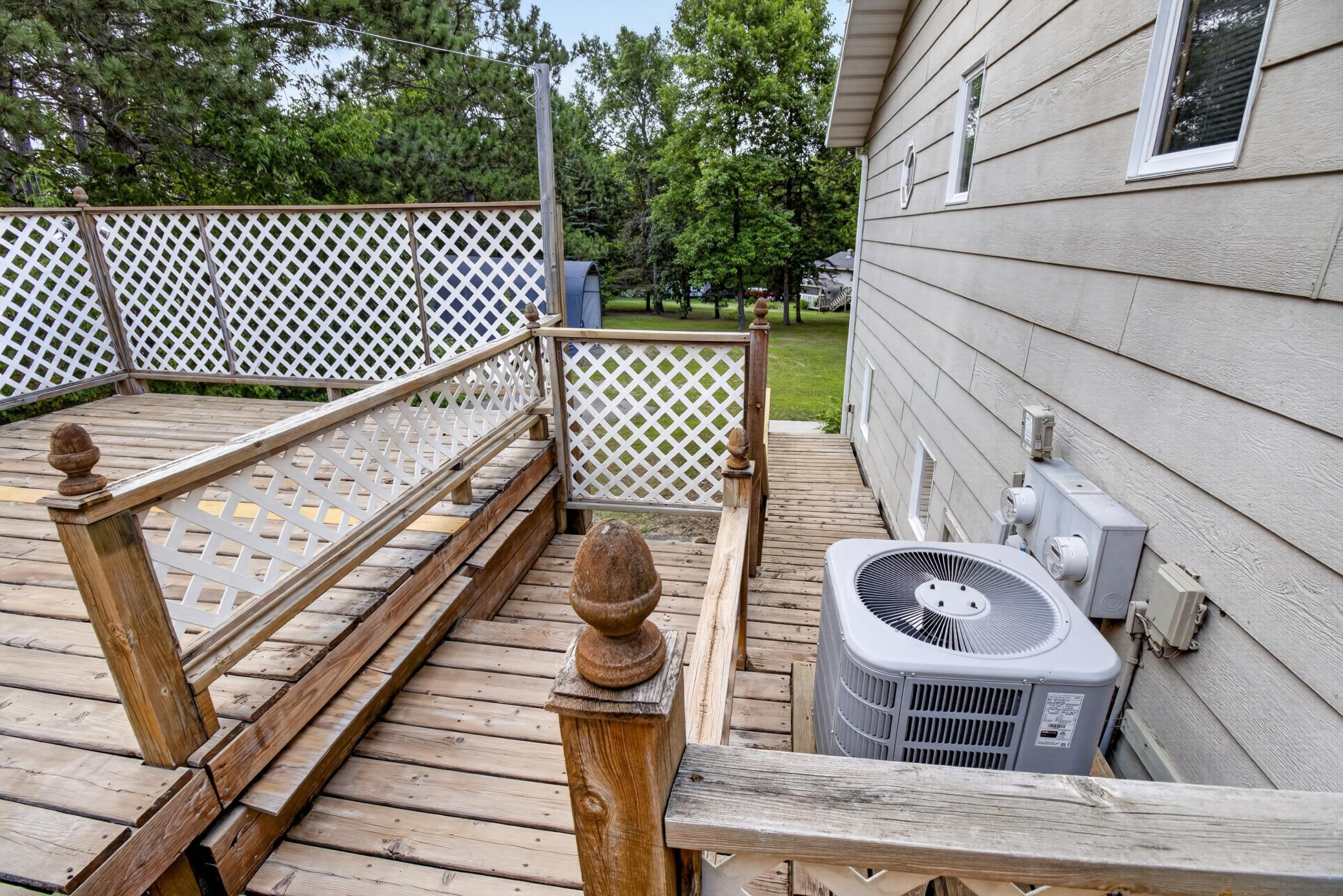 1990 single family home for sale at 44547 451st Street in Perham, MN — 3 bed, 2 bath (photo 22 of 65)