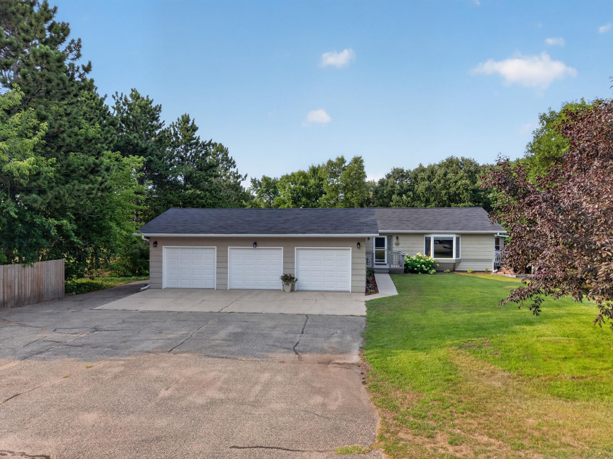 1990 single family home for sale at 44547 451st Street in Perham, MN — 3 bed, 2 bath (photo 6 of 65)