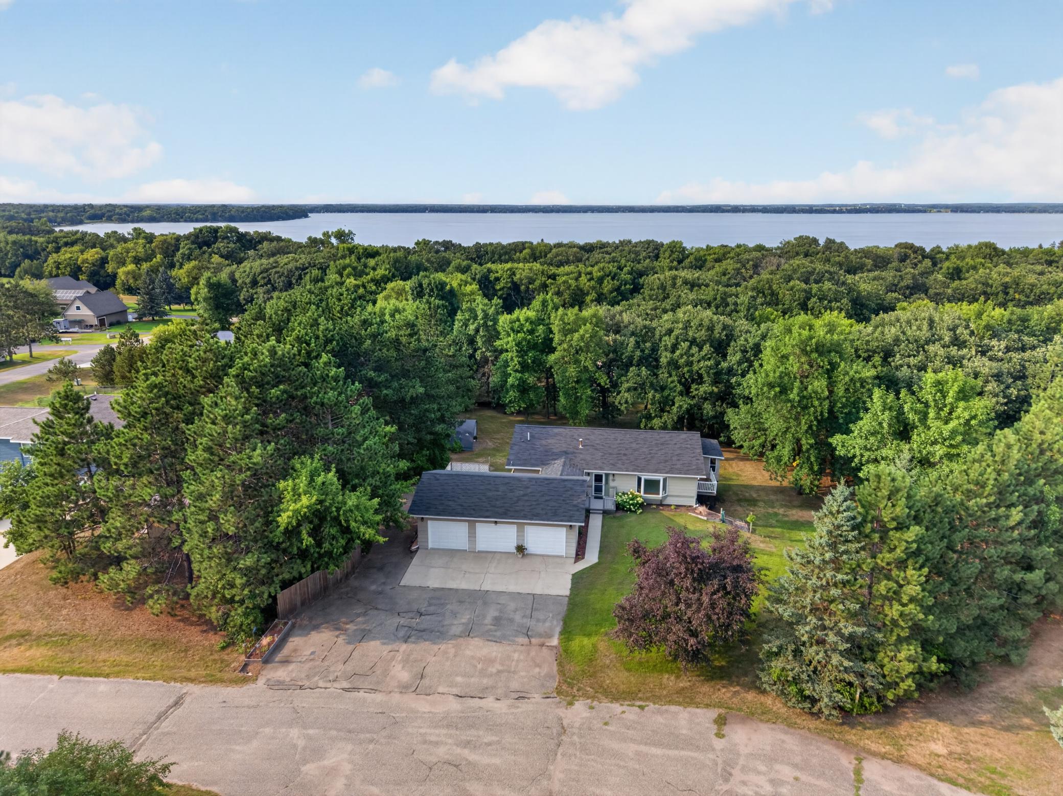 1990 single family home for sale at 44547 451st Street in Perham, MN — 3 bed, 2 bath (photo 7 of 65)